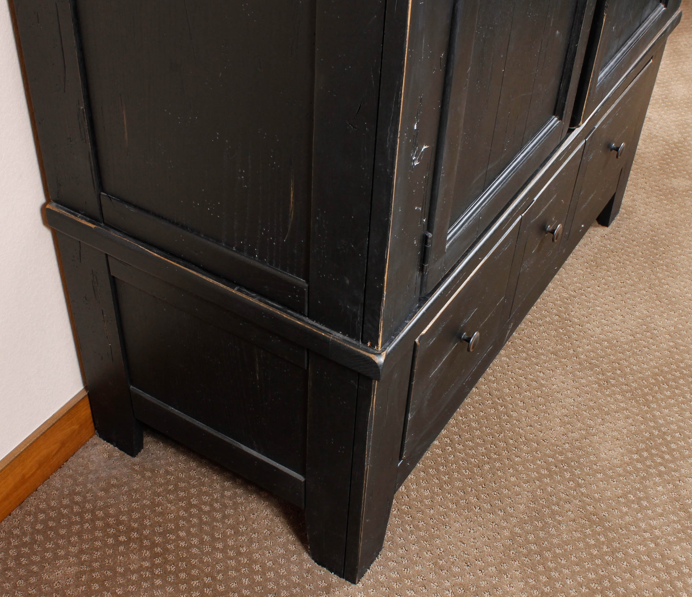 Broyhill "Attic Heirlooms" Distressed Wood Armoire EBTH