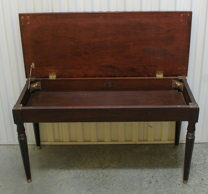 Vintage Manual Arts Mahogany Piano Bench EBTH