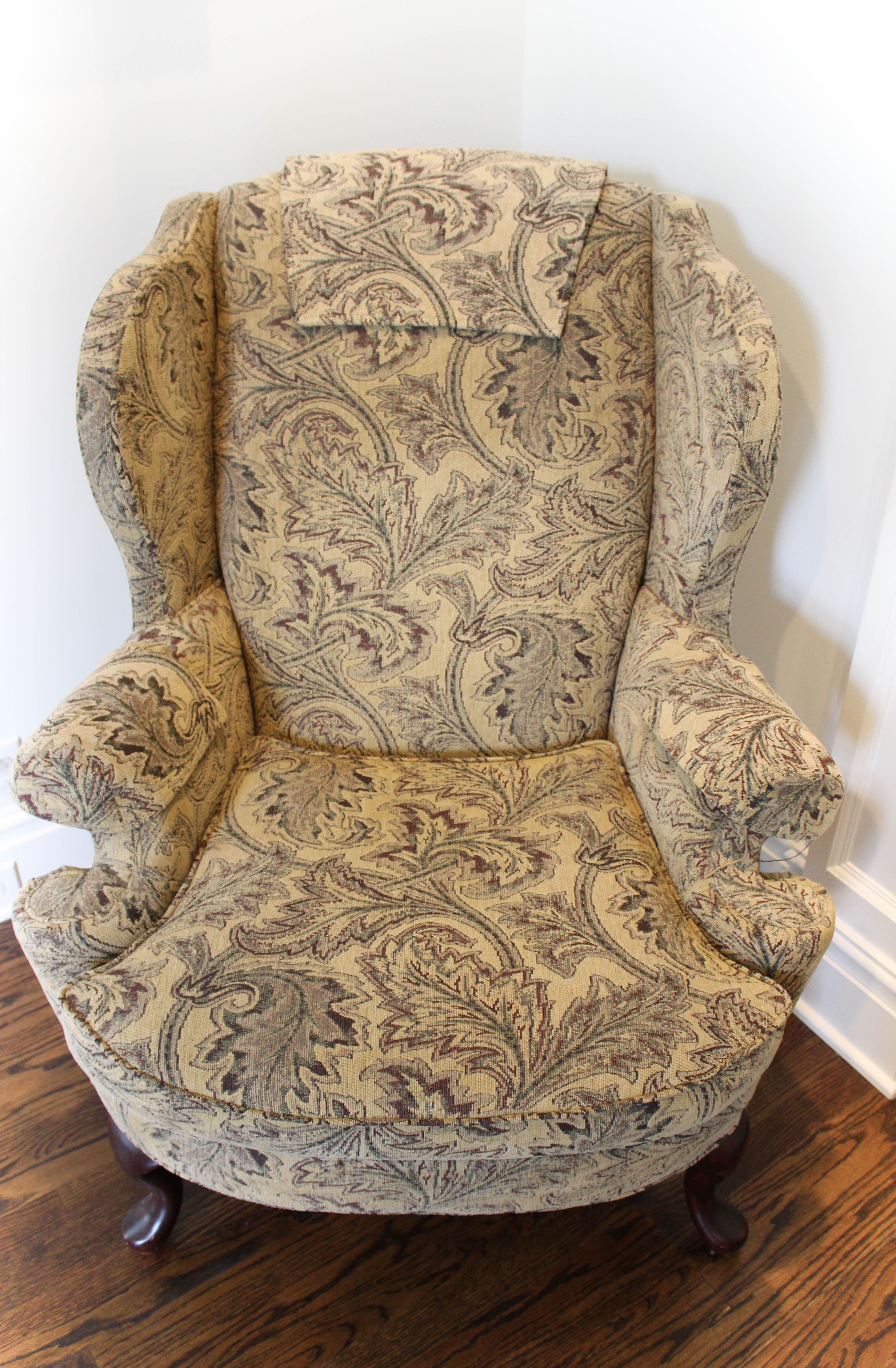 Contemporary Upholstered Wingback Chair from Norwalk EBTH