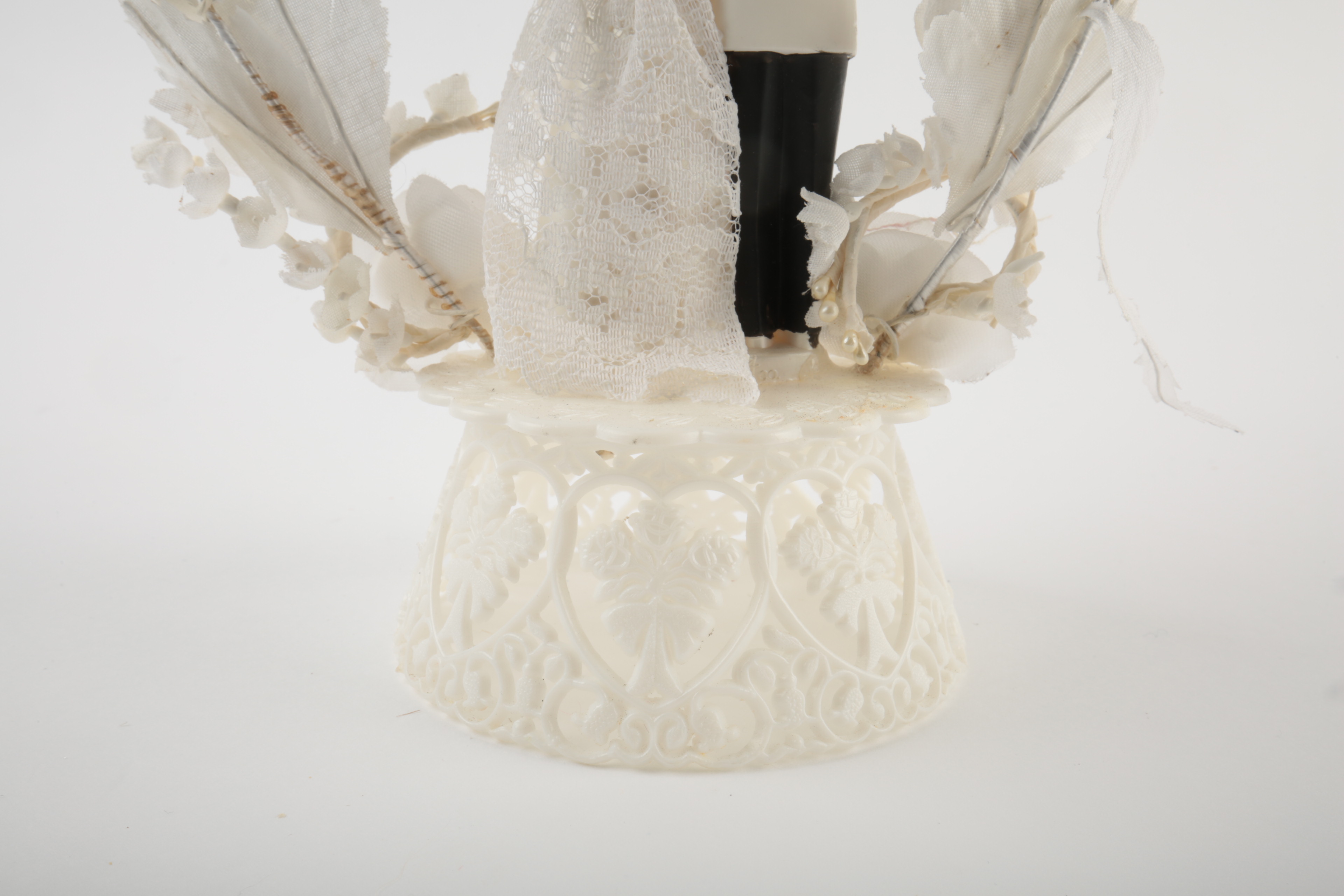 Vintage Coast Novelty Mfg. Co. Wedding Cake Topper EBTH