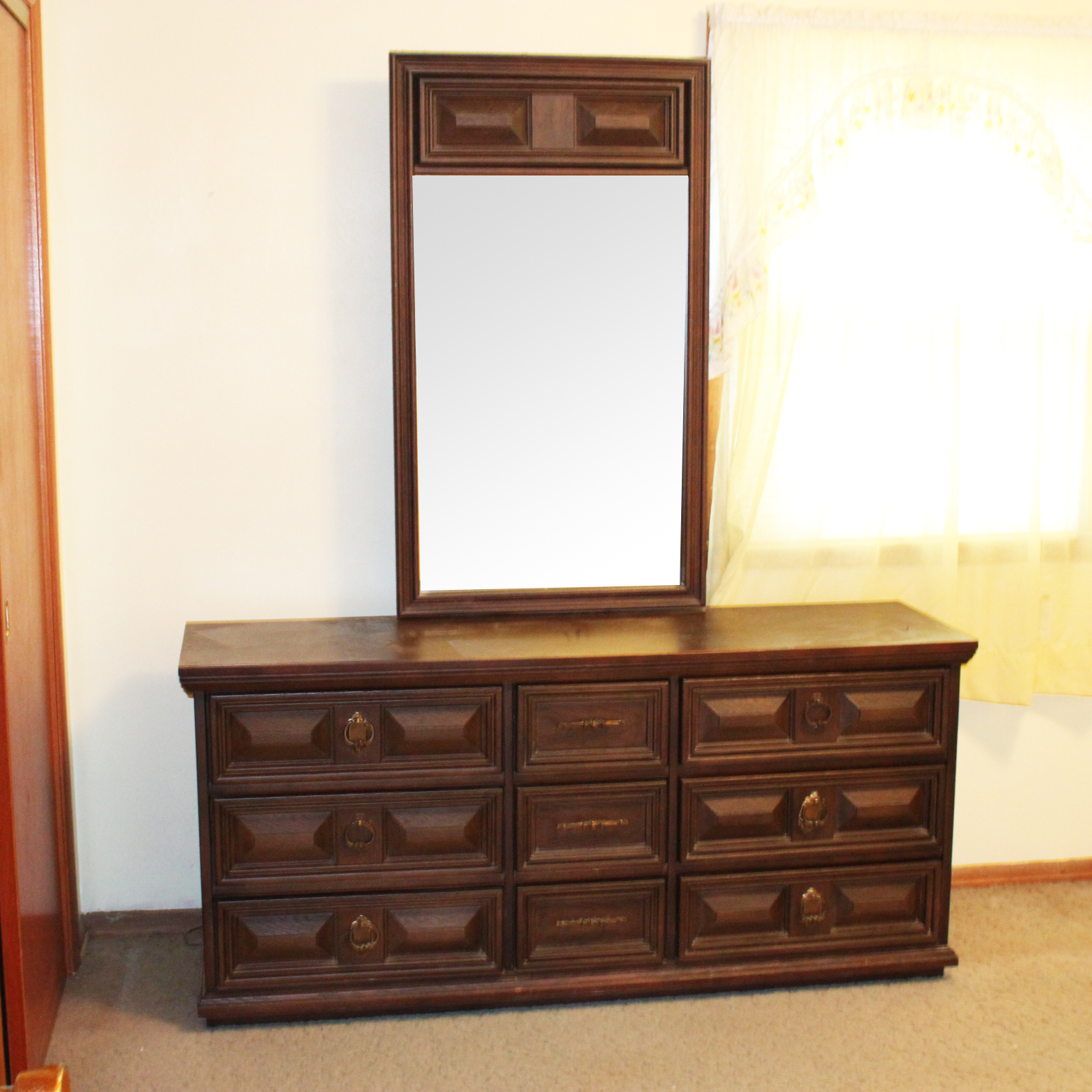 Vintage Dresser With Mirror By Bassett Furniture Ebth