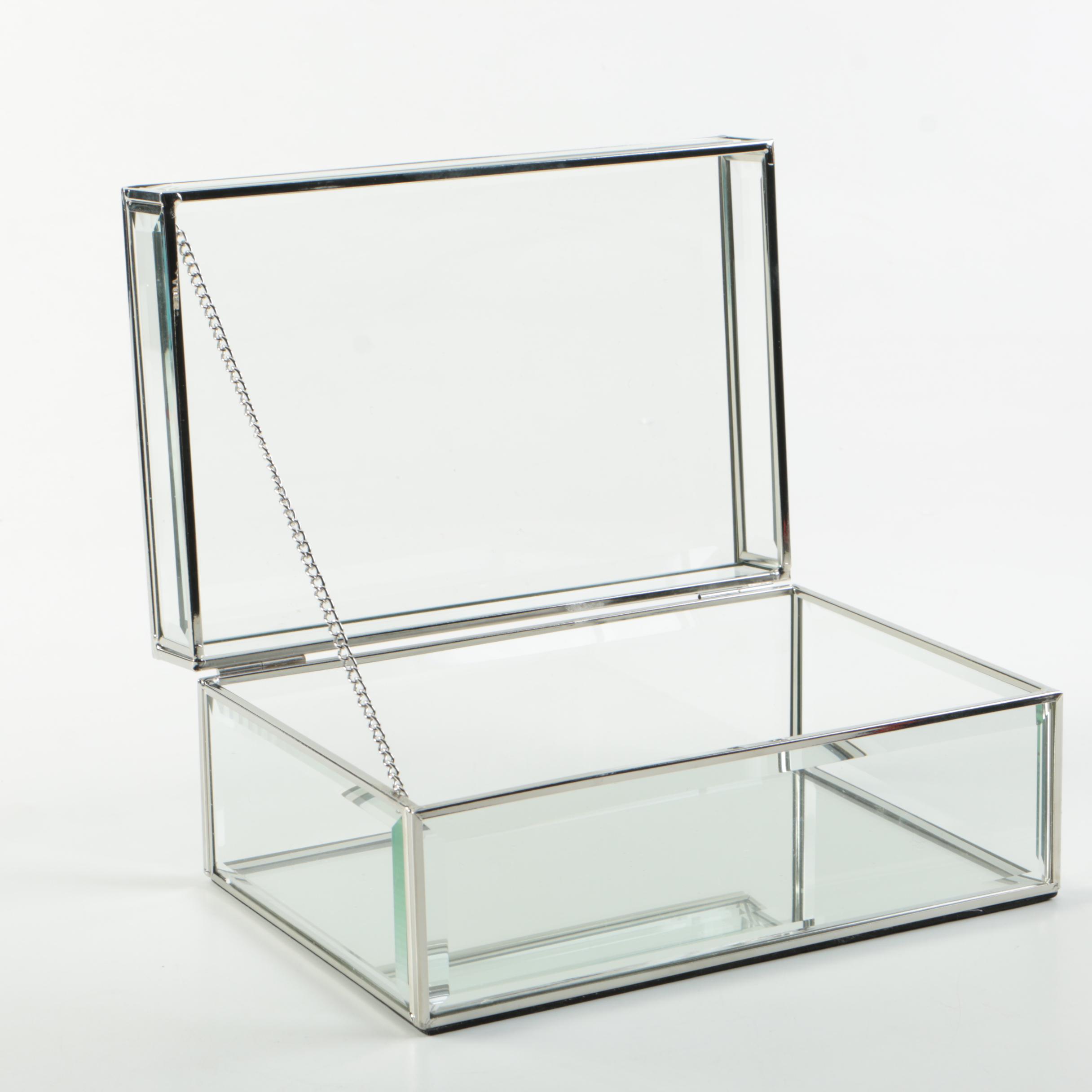 Hinged Glass Display Case EBTH