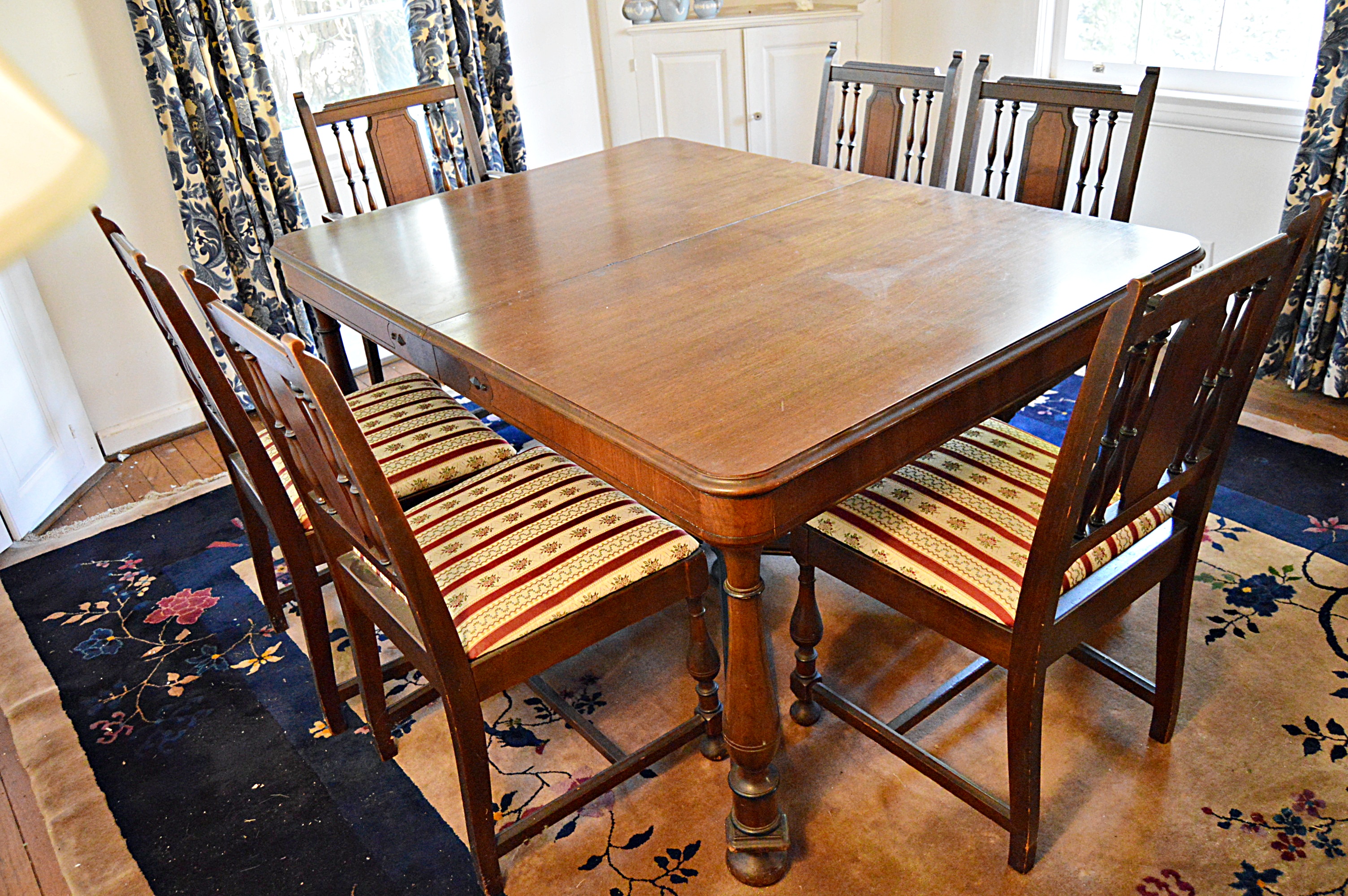 Vintage Jacobean Style Mahogany Dining Set EBTH