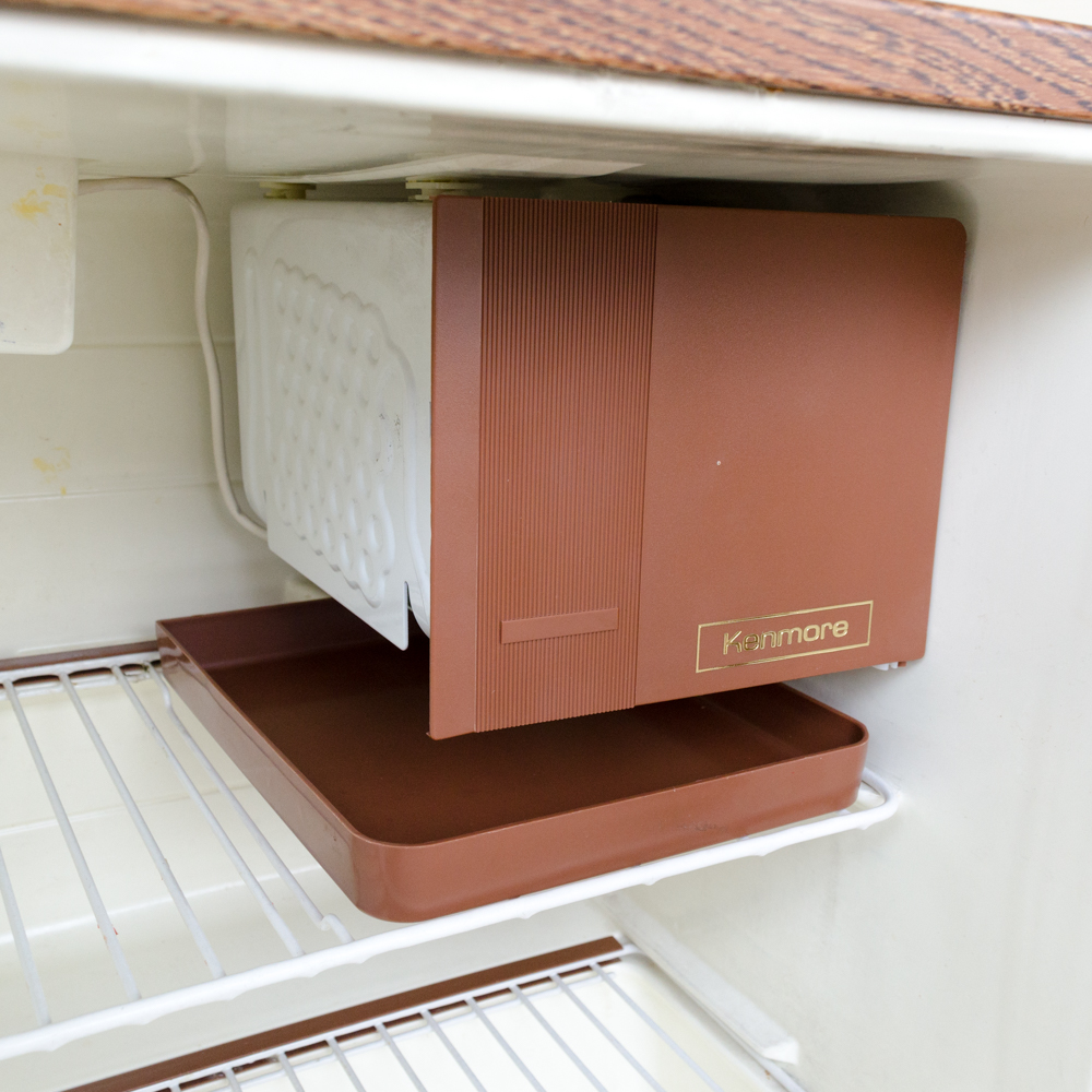 Kenmore Laminate Oak Mini Refrigerator EBTH