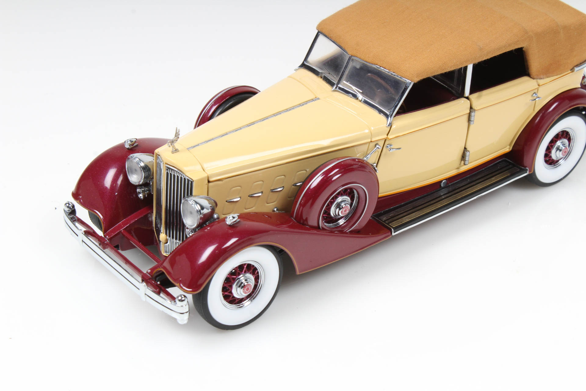 Franklin Mint 1934 Packard Convertible Sedan Die Cast Car EBTH