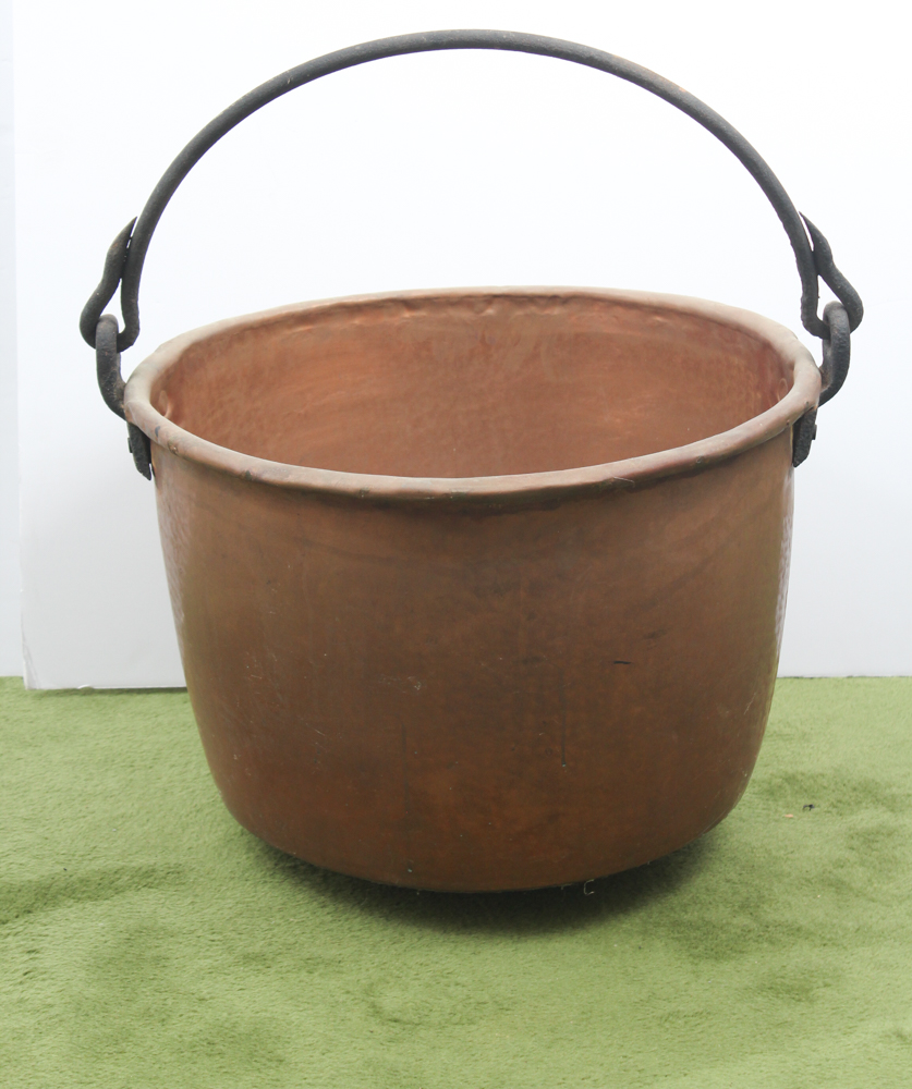 Vintage Hammered Copper Cauldron by D. Picking & Co. EBTH