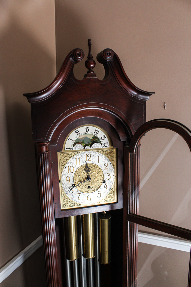 Grandfather Clock by Colonial Manufacturing Company EBTH
