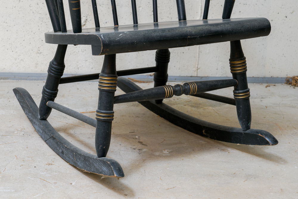 Hitchcock Style Windsor Rocking Chair With Eagle Stencil EBTH