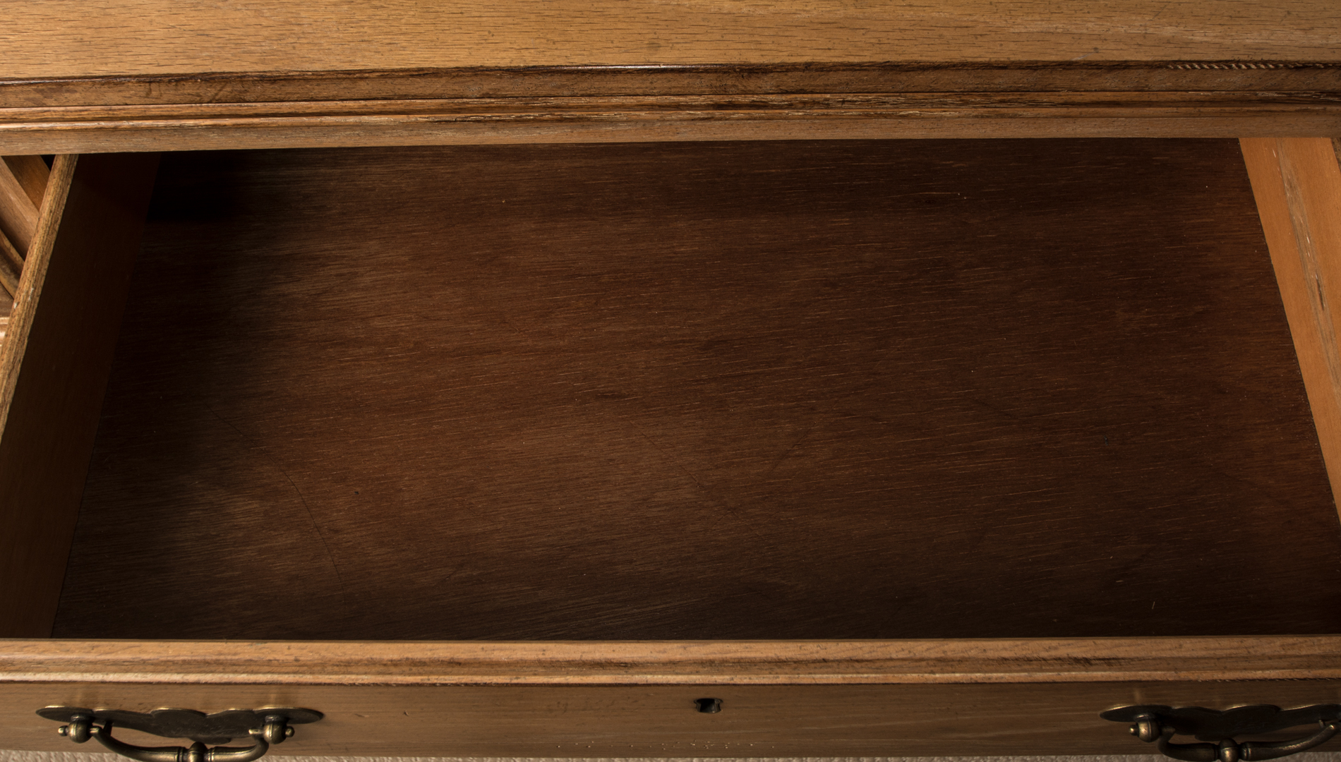 Ducks Unlimited Dresser with Mirror EBTH