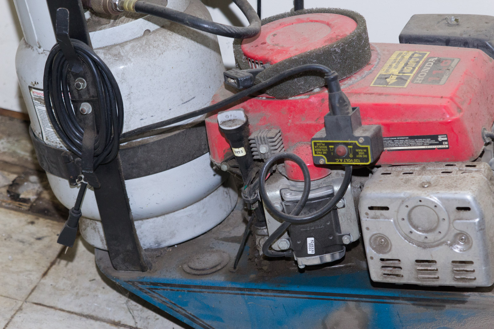 propane powered floor buffer