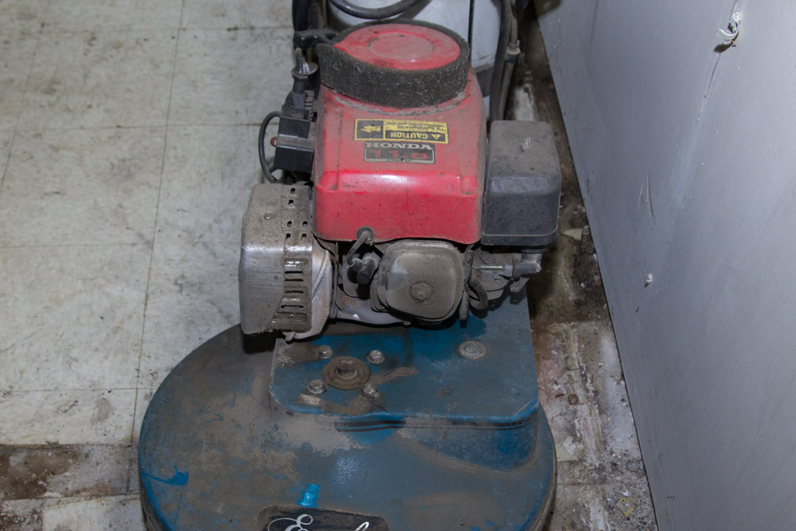 propane powered floor buffer