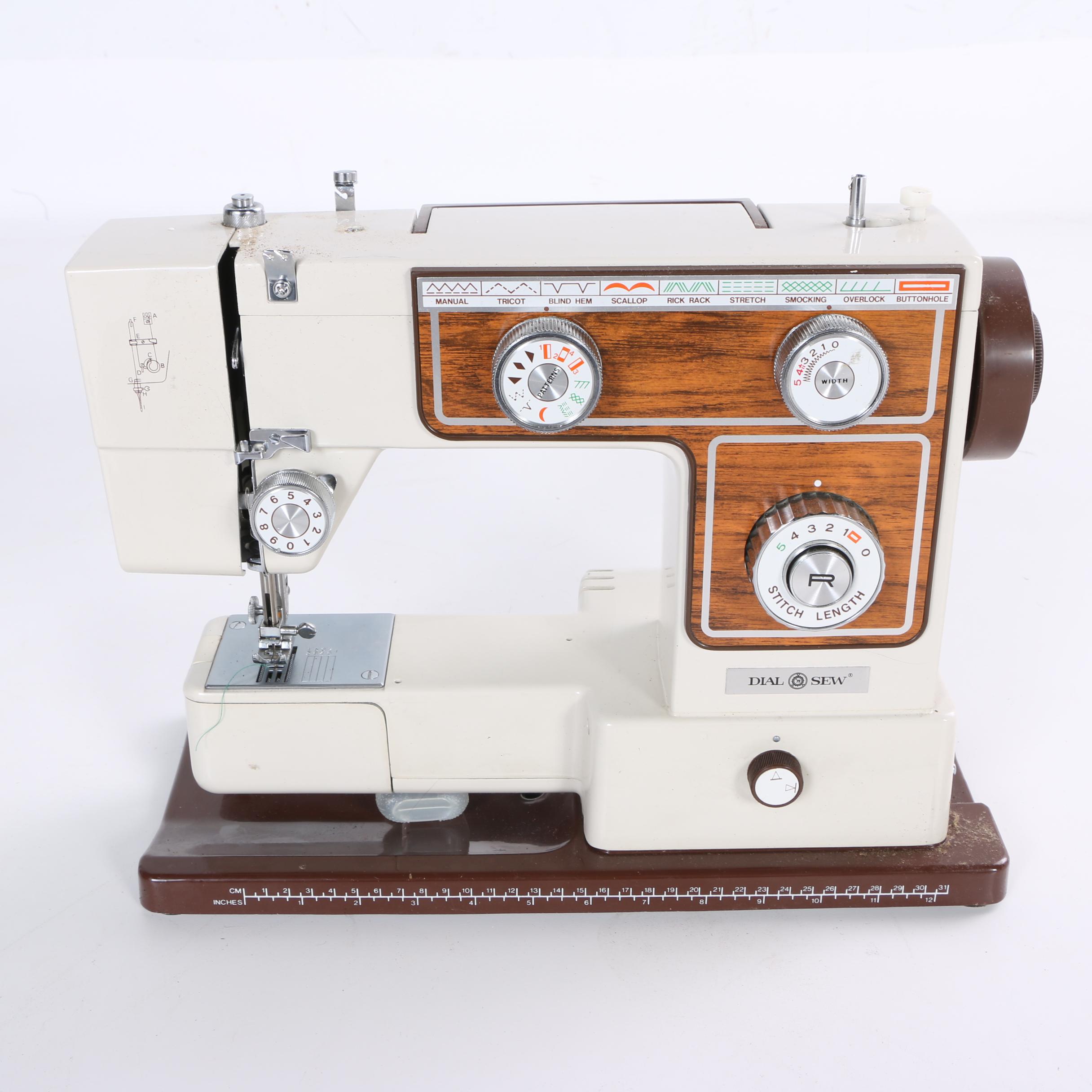 Vintage Dial 'N Sew Portable Sewing Machine EBTH