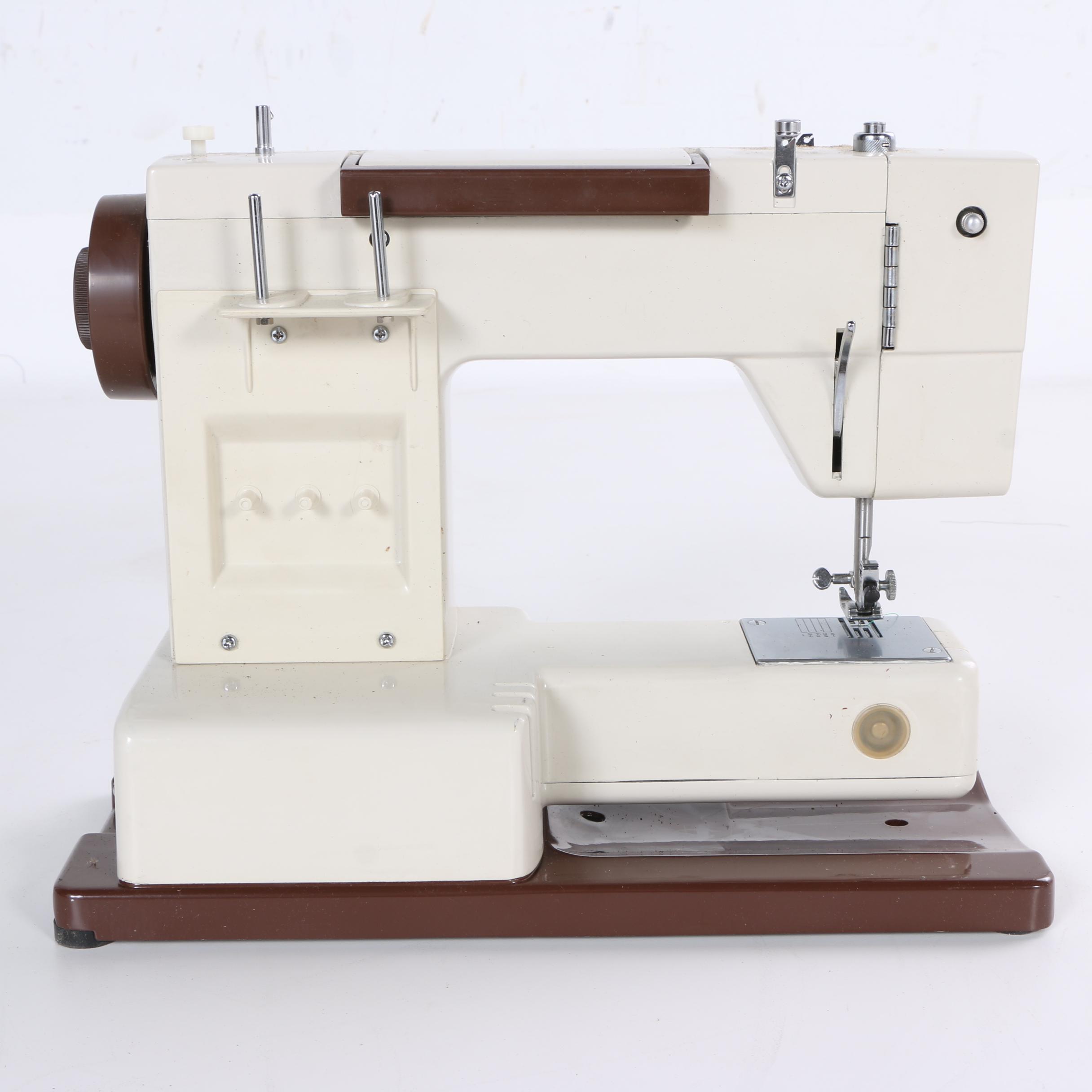 Vintage Dial 'N Sew Portable Sewing Machine EBTH