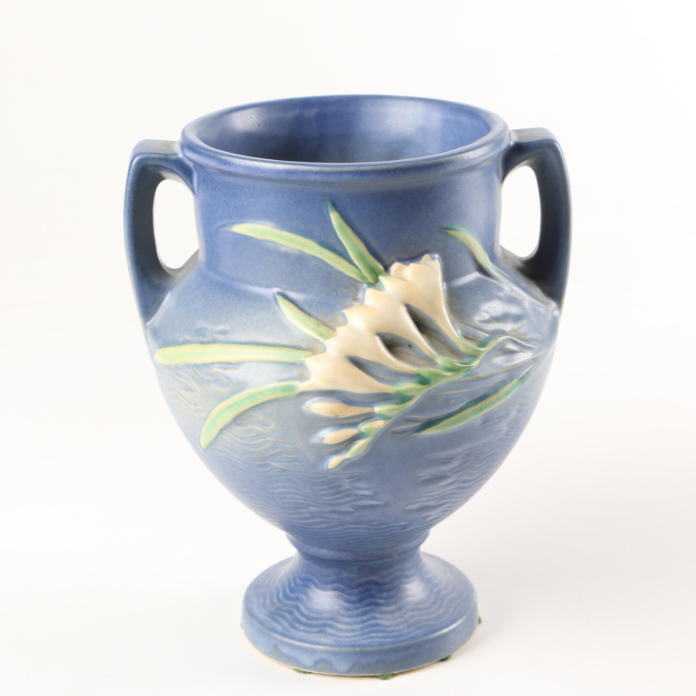 Roseville Pottery Double Handle Freesia Vase Ebth