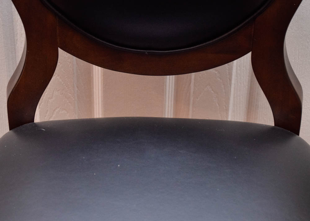 Havertys Swiveling Bar Stools EBTH