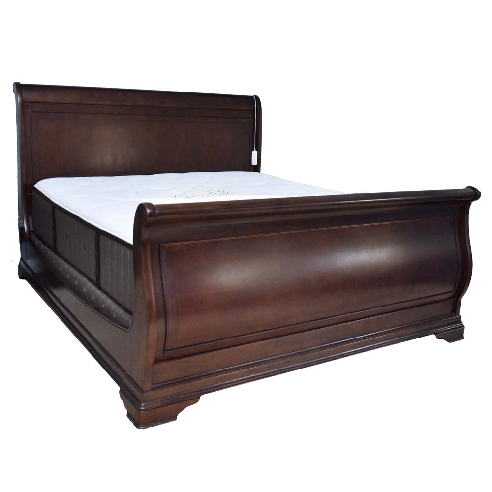 Havertys Orleans Collection King Sized Sleigh Bed EBTH