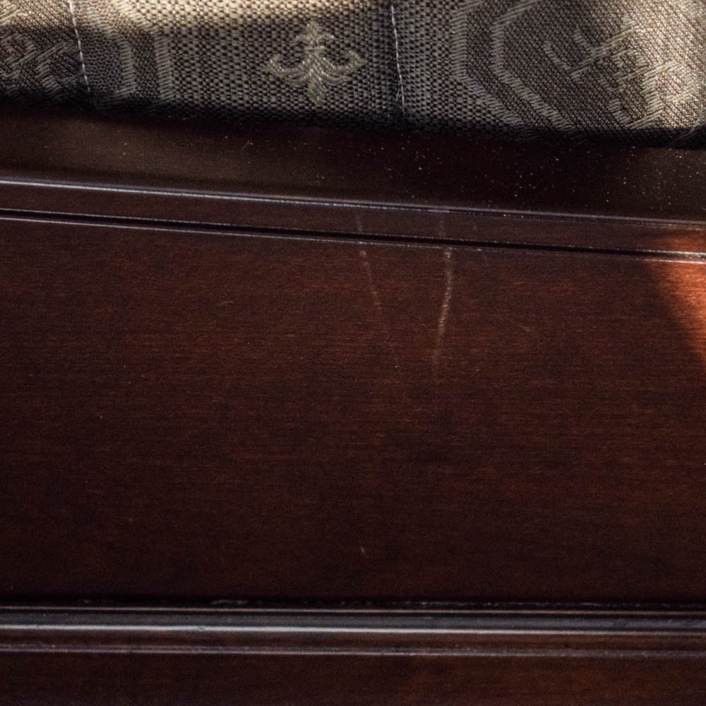 Havertys Orleans Collection King Sized Sleigh Bed EBTH