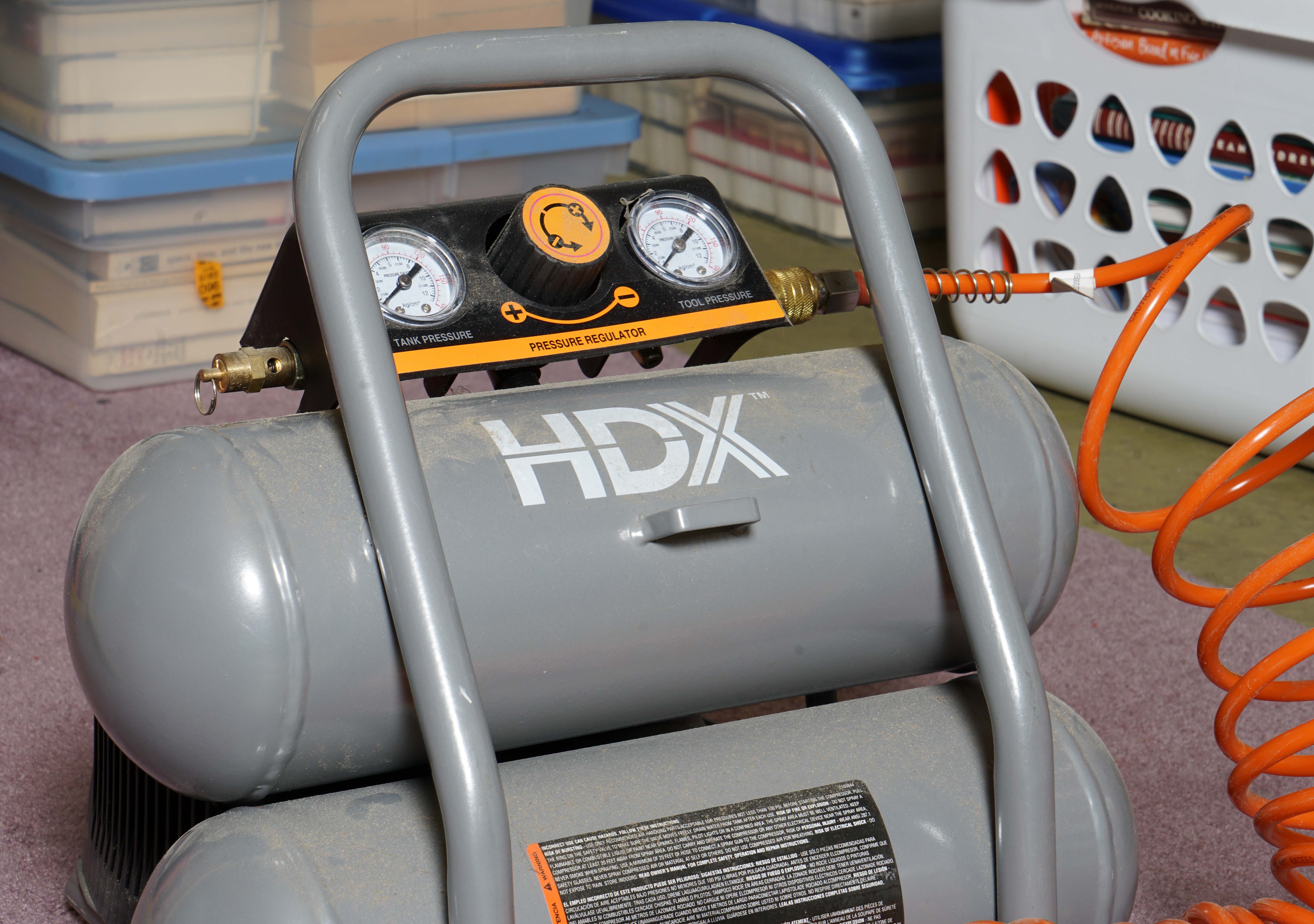 HDX 2Gallon Air Compressor EBTH