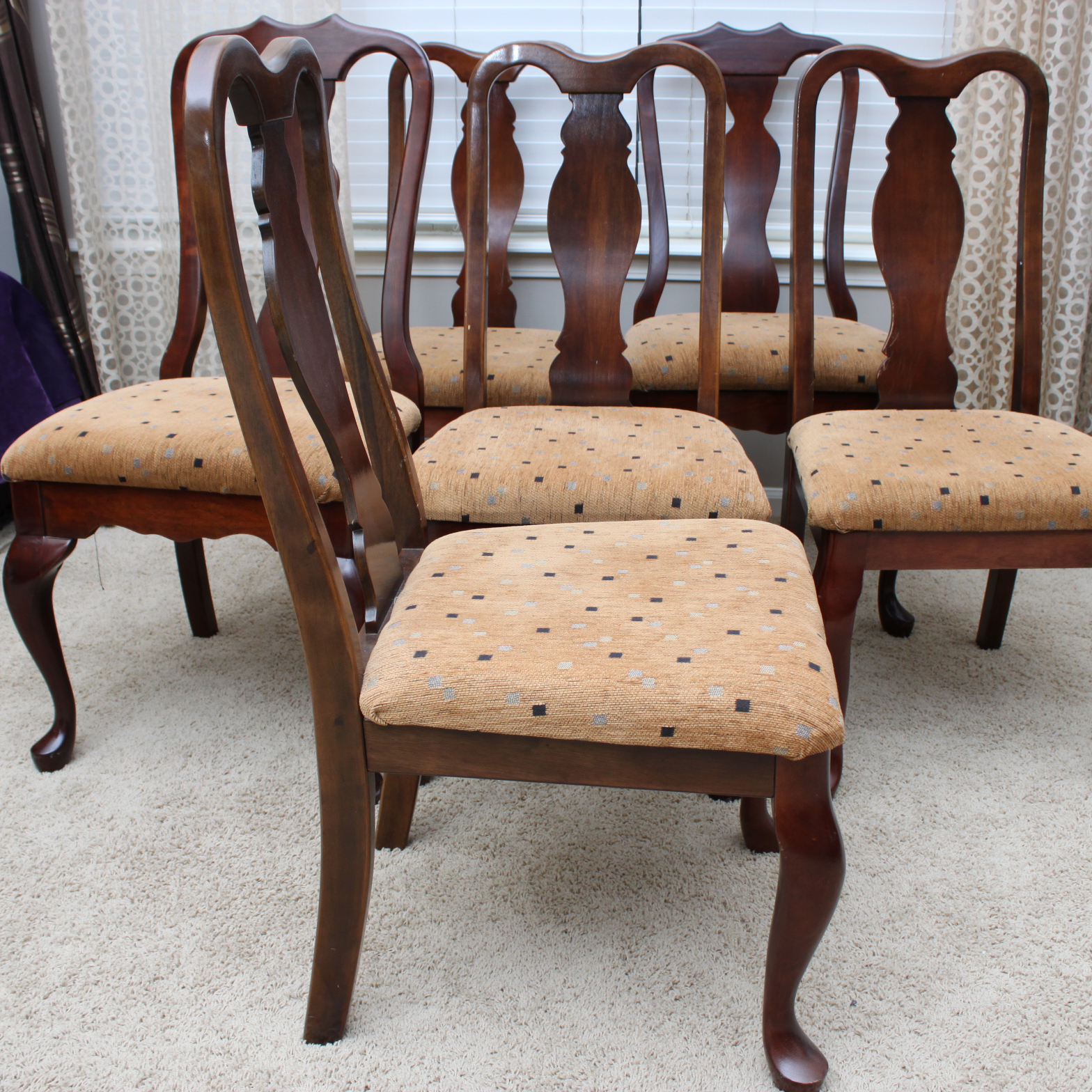 Set of Six Queen Anne Style Dining Chairs by Wondercraft EBTH