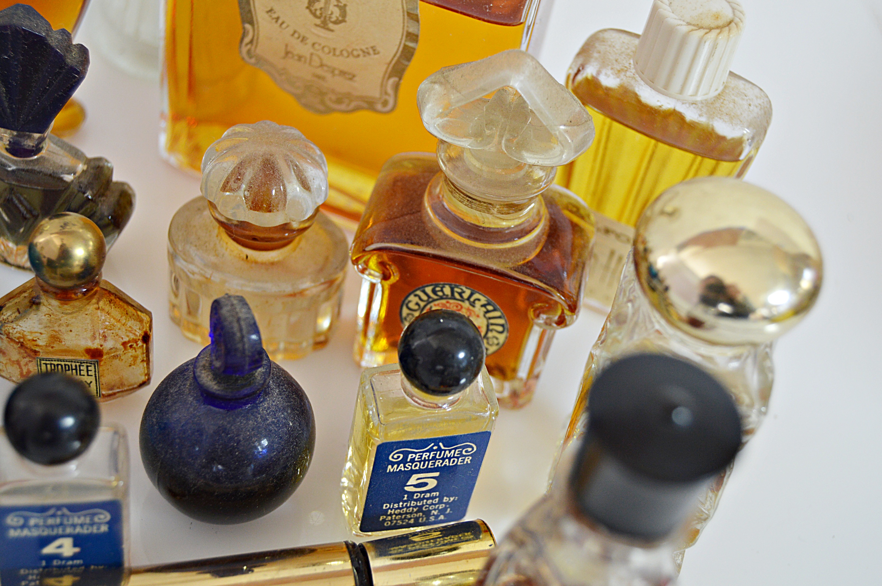 Vintage Perfume Bottle Collection EBTH