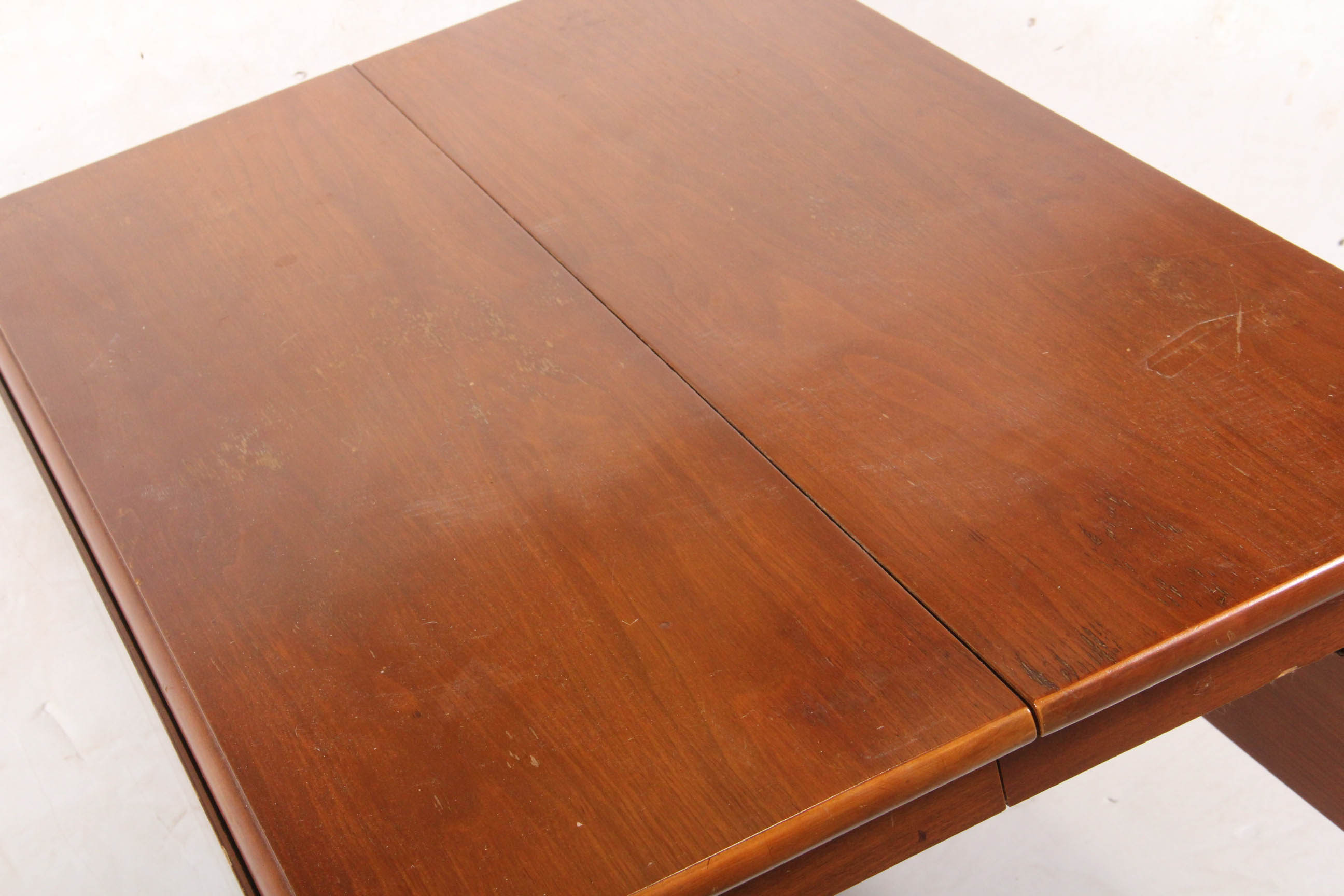 Vintage Walter of Wabash Drop Leaf Table EBTH