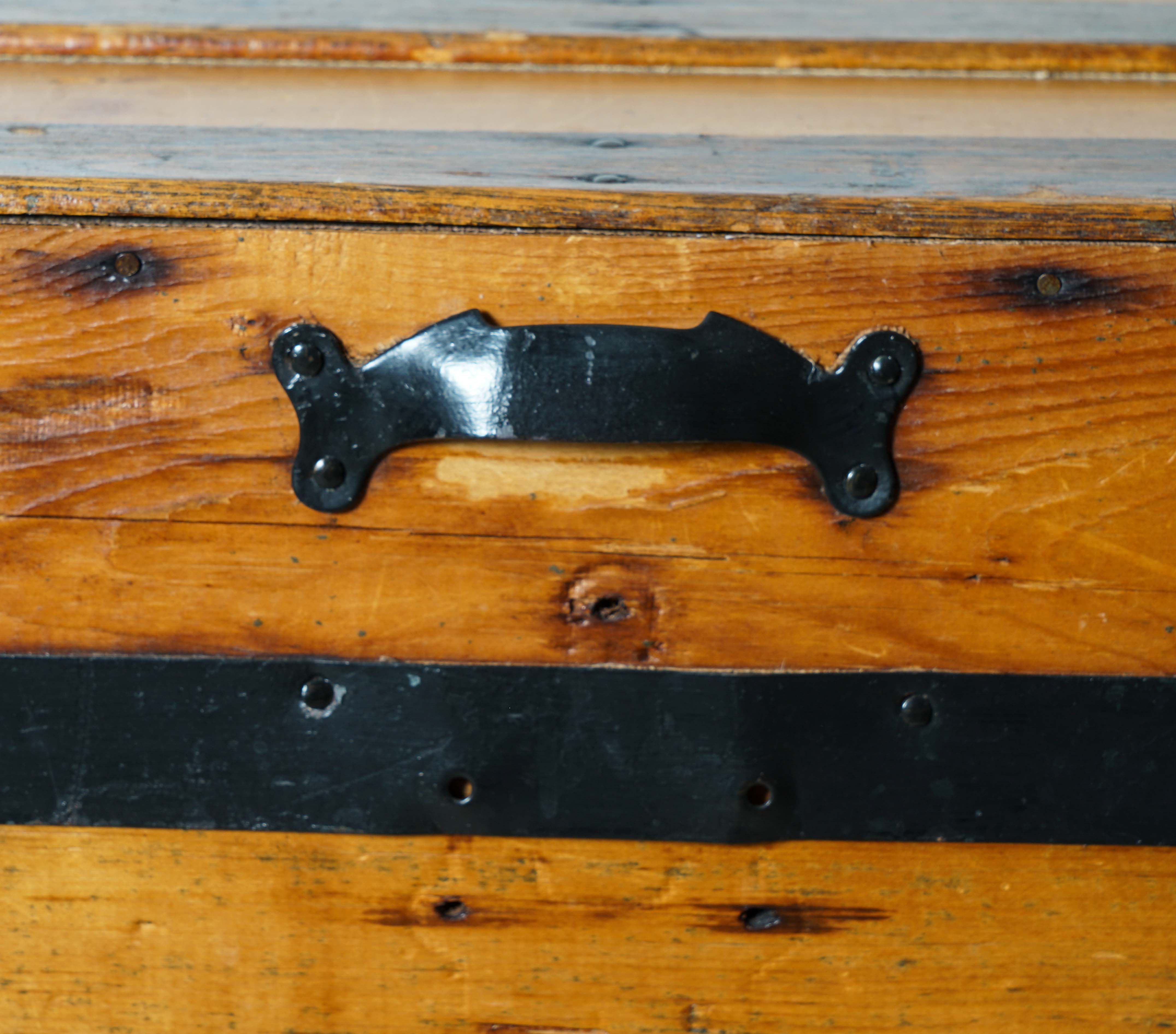 Vintage Wooden Steamer Trunk EBTH