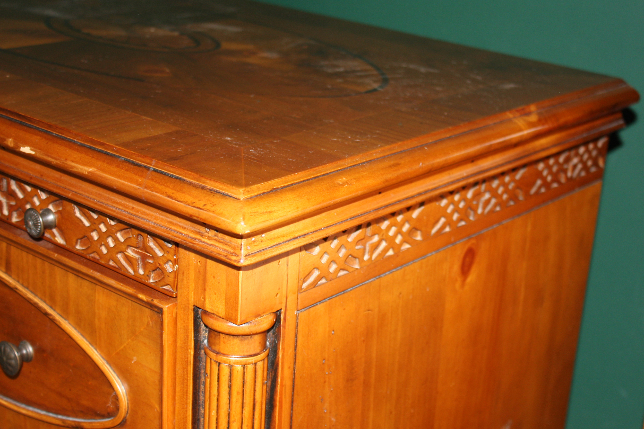 American Signature Furniture Pine Side Table EBTH