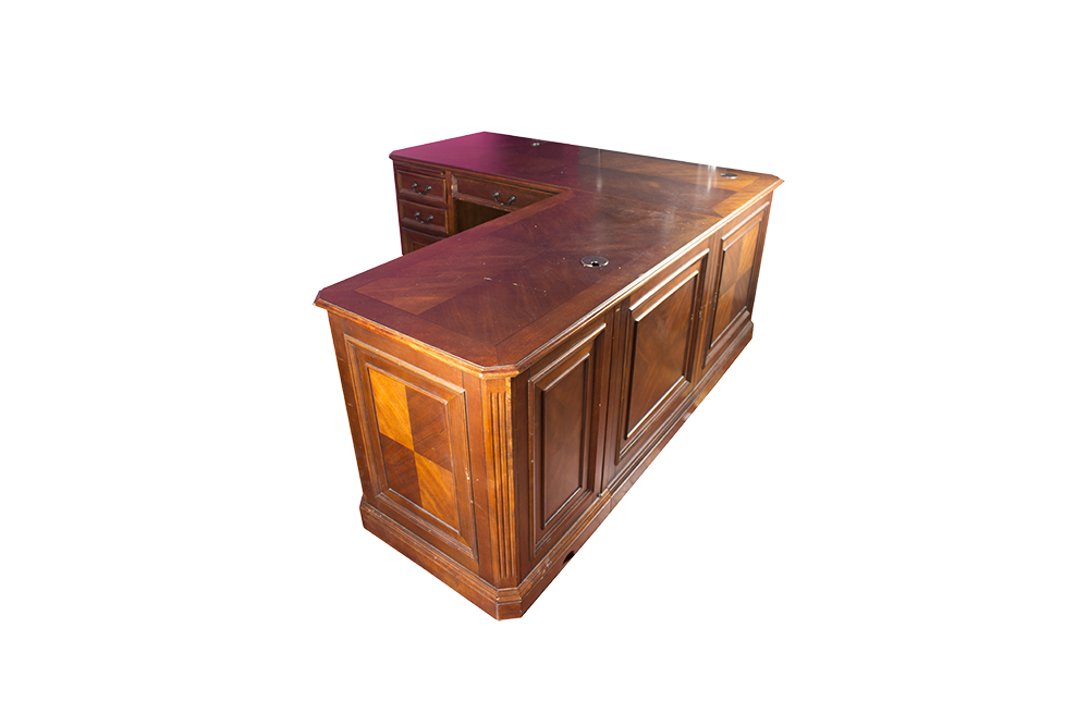 L Shaped Executive S Desk By Whalen Ebth