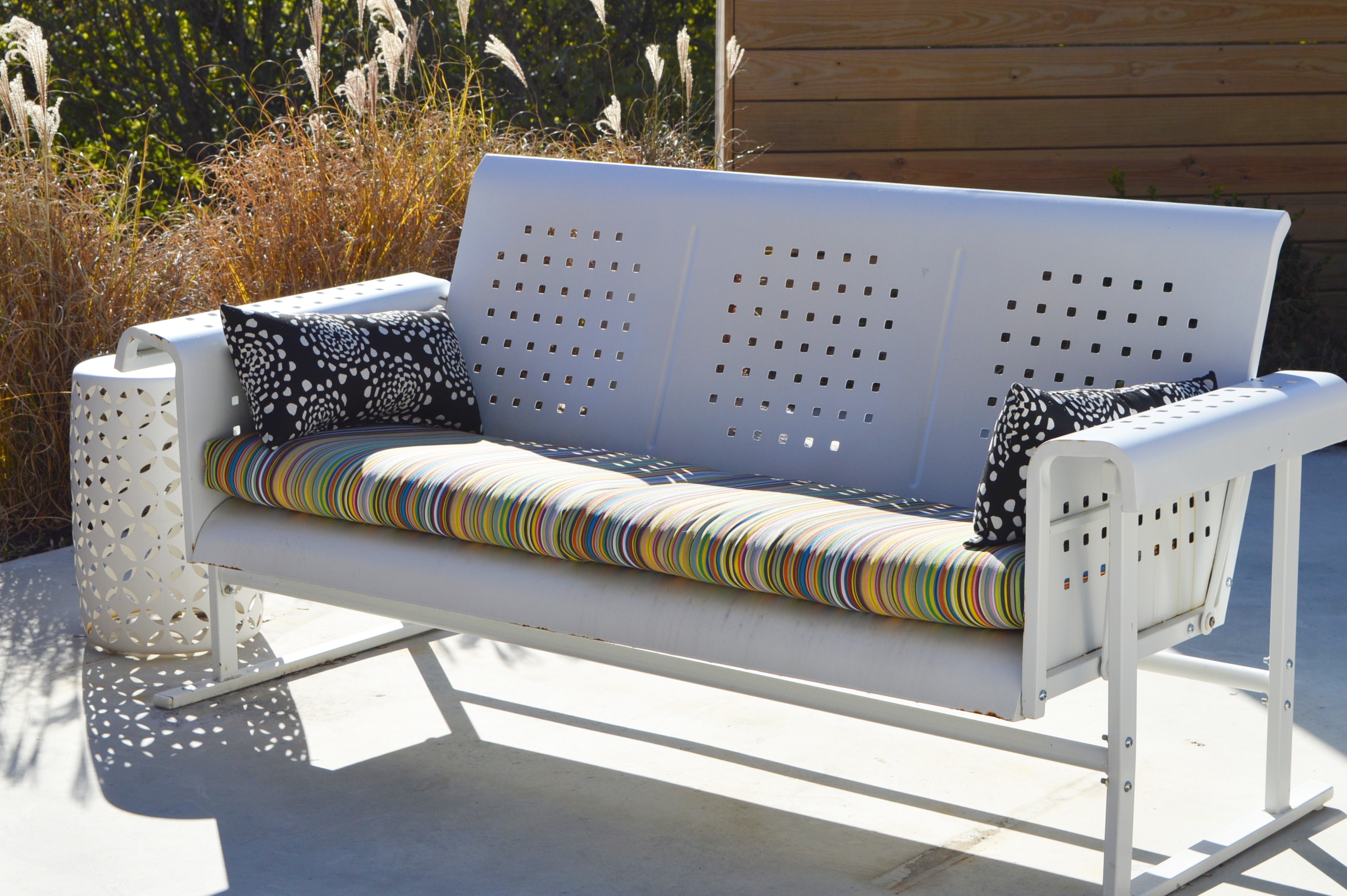 Grandin Road Retro Squares Glider Sofa EBTH