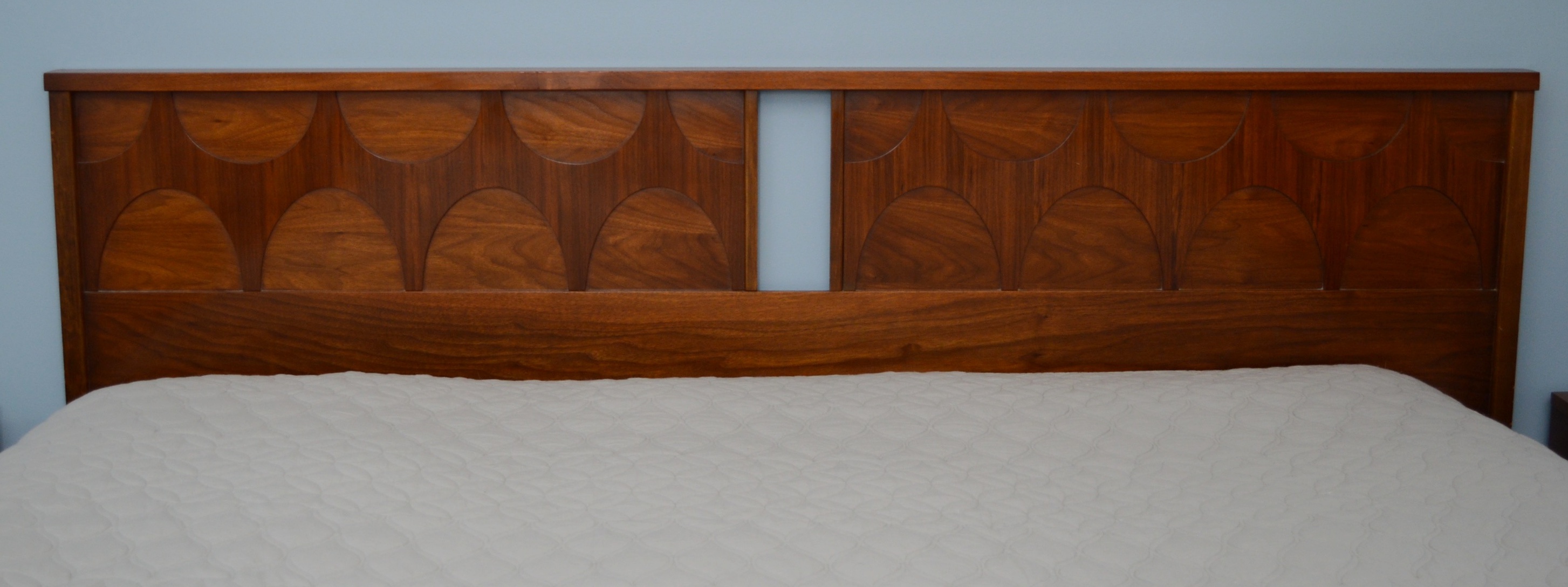 Broyhill Brasilia Mid Century Modern King Size Headboard EBTH