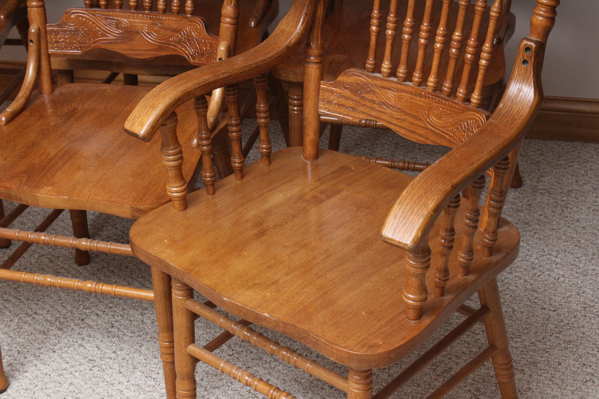 Six Vintage Oak Dining Room Chairs | EBTH