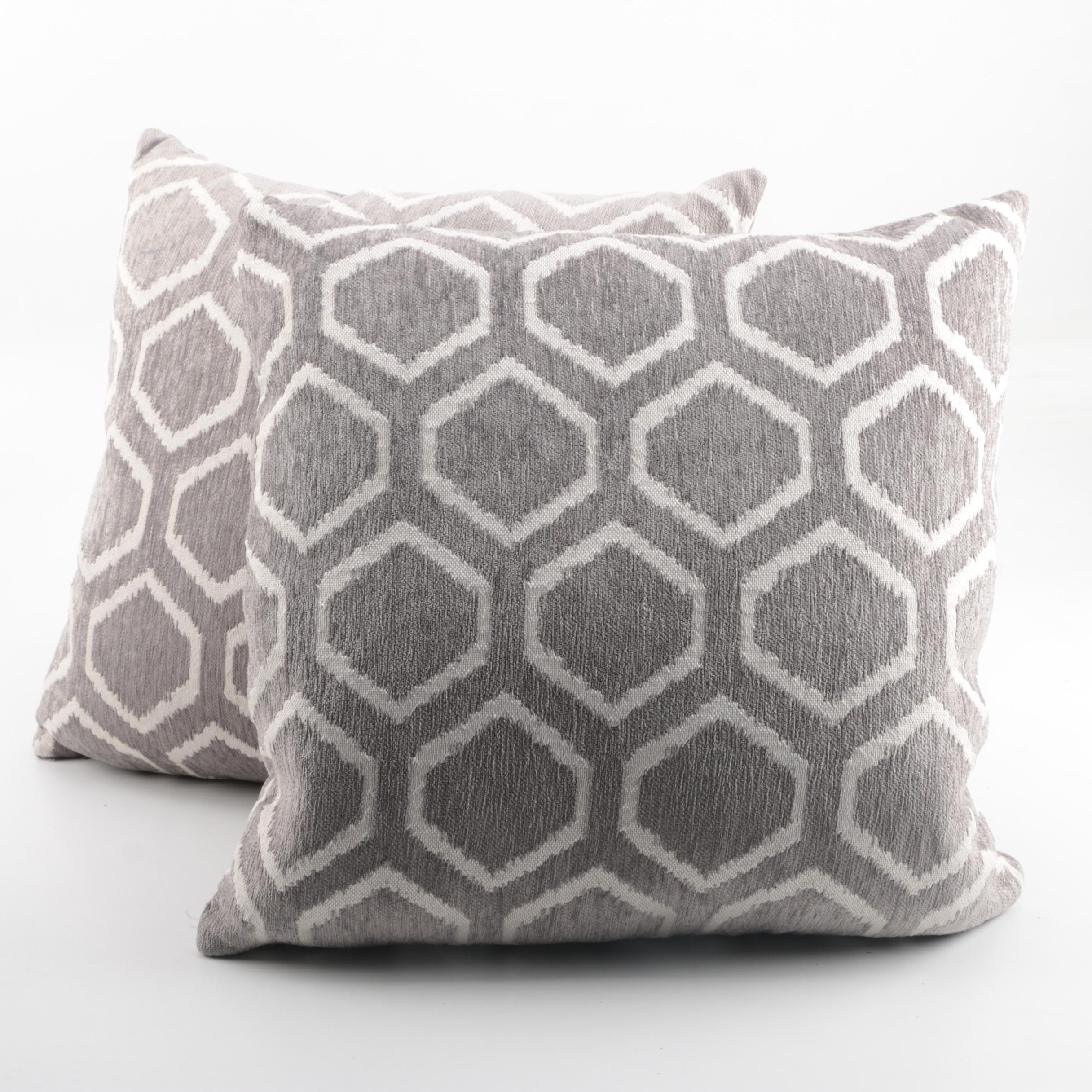 thai triangle cushion