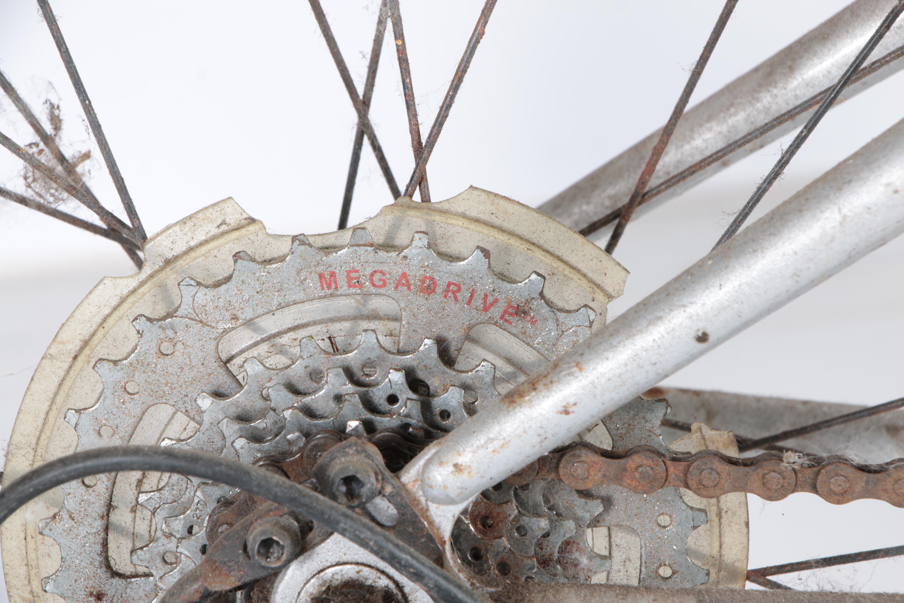 trek 230 mountain bike