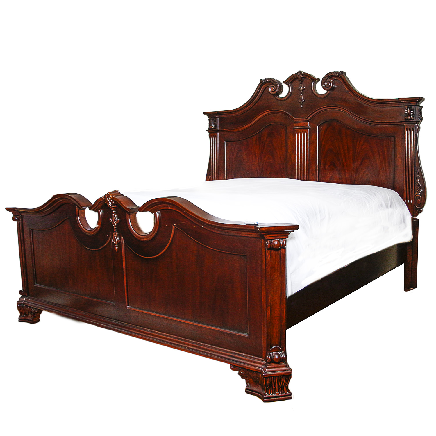 Vintage Victorian Style King Size Bed Frame | EBTH