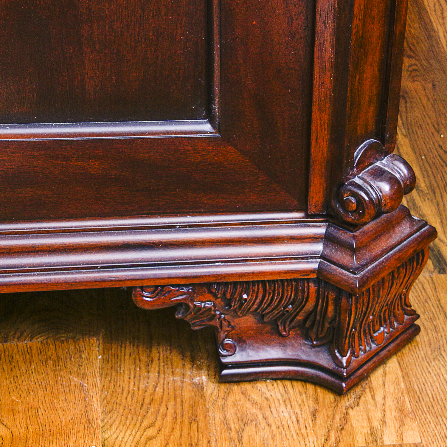 Vintage Victorian Style King Size Bed Frame EBTH