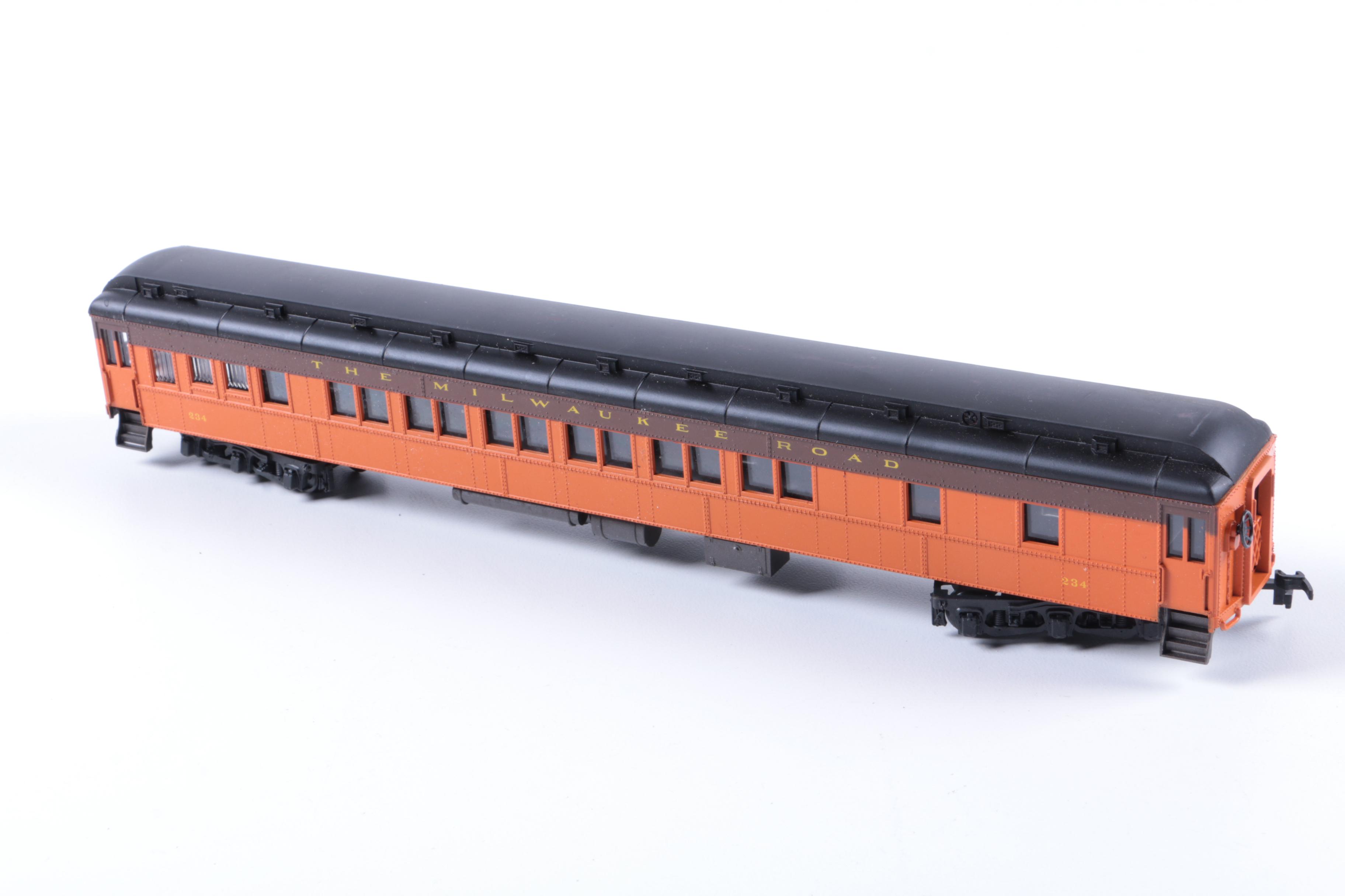 Rivarossi Milwaukee Road Hiawatha Passenger Train Cars EBTH