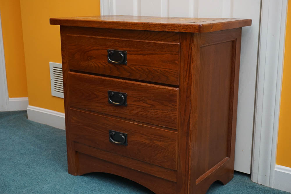 Mission Style Oak Nightstand EBTH