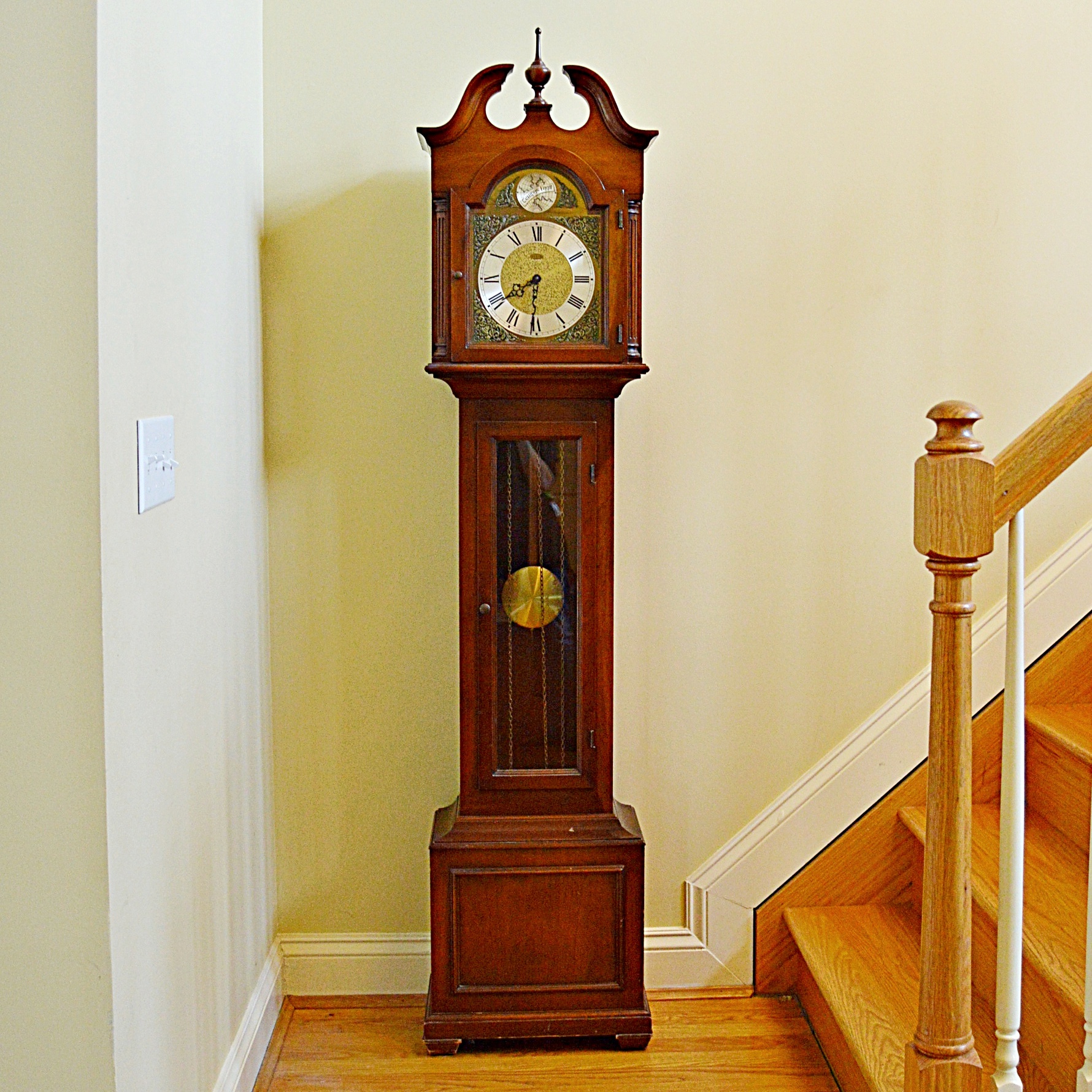 Elgin Chippendale Style Mahogany Small Grandfather Clock EBTH