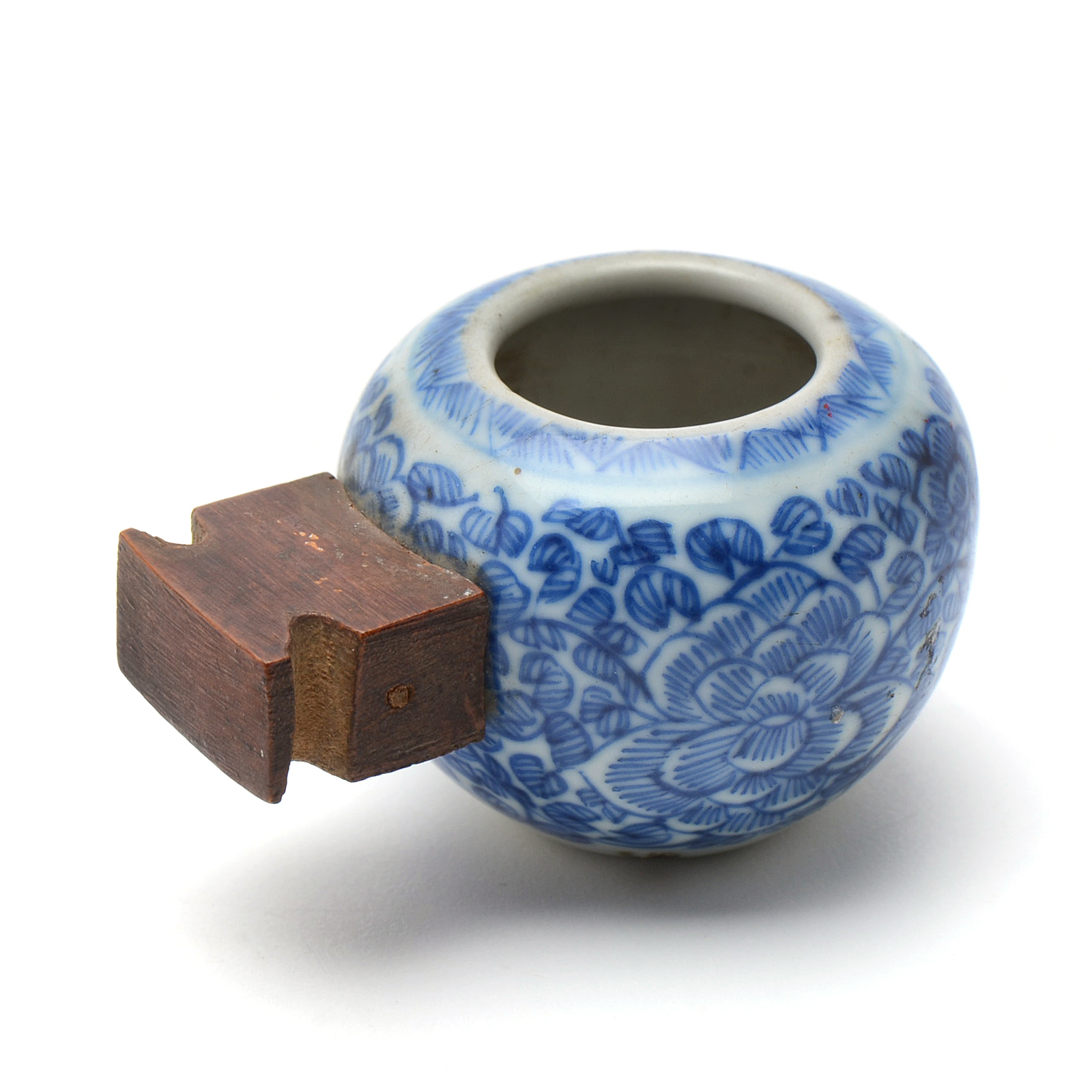 Antique Chinese Porcelain Bird Feeder With Bamboo Mount Ebth