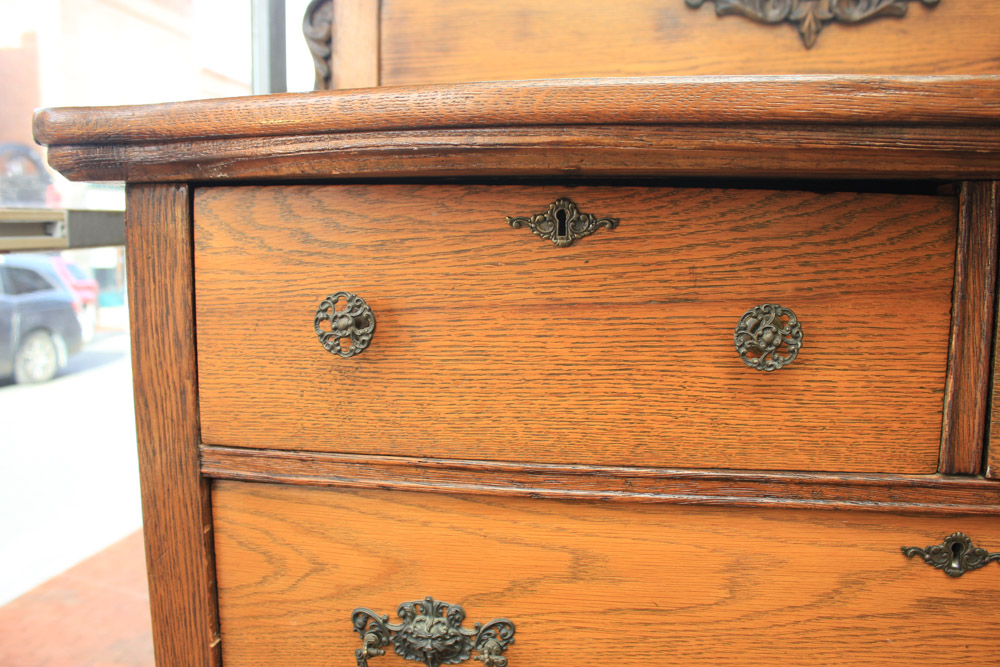 Antique Late Victorian Oak Dresser & Mirror EBTH