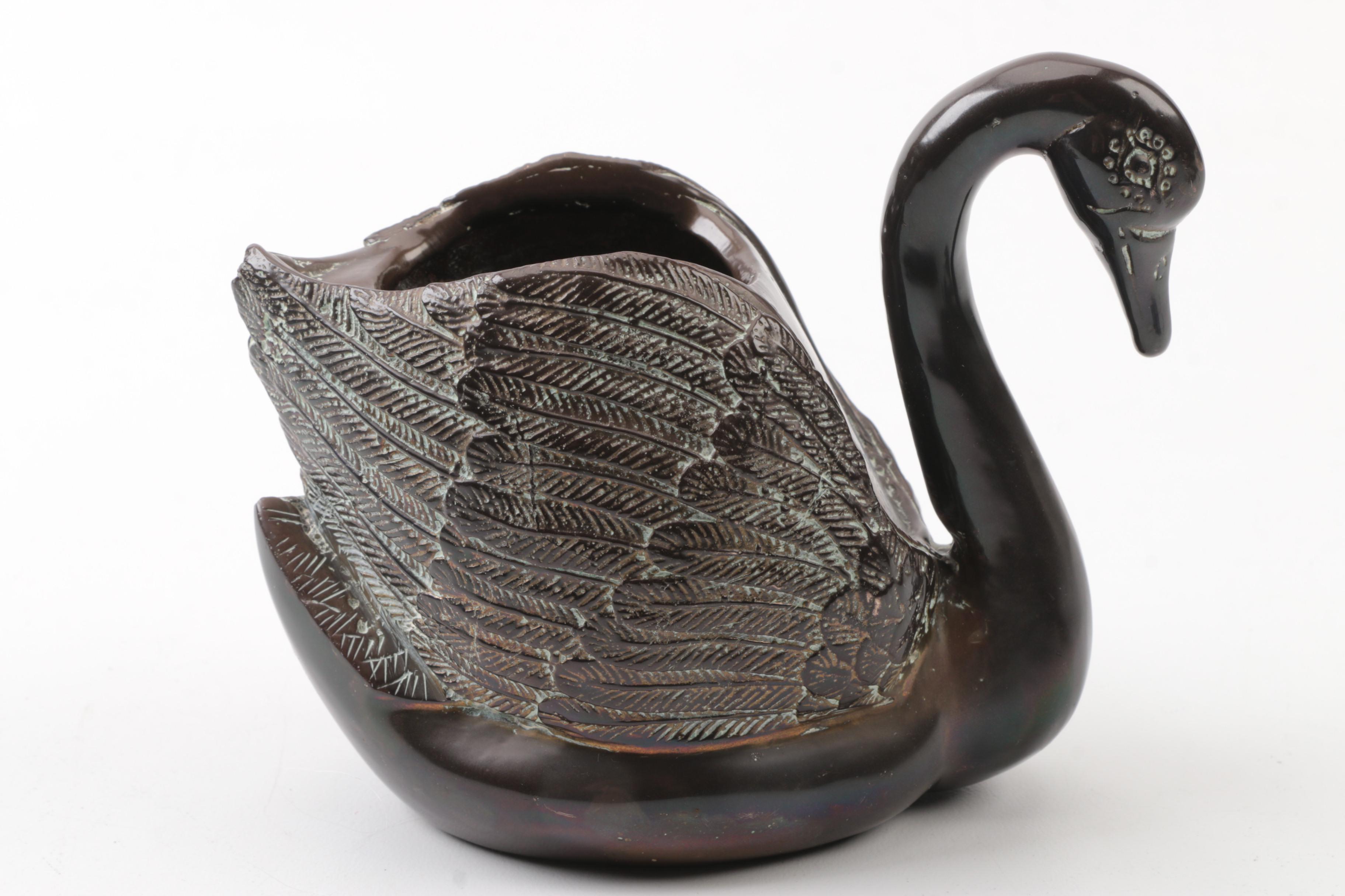 Vintage Brass Animal Figurines and Décor EBTH