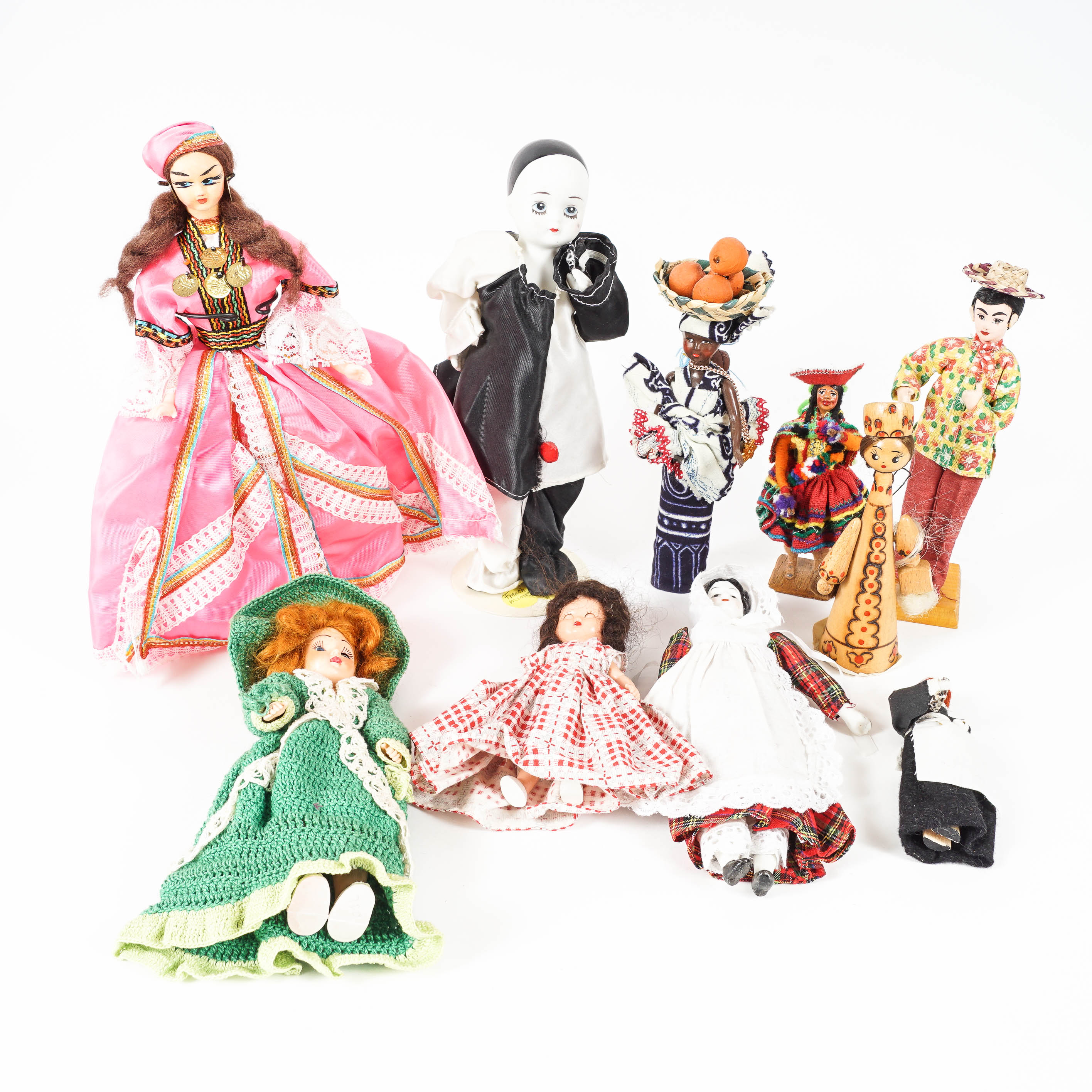 Dolls From Around The World EBTH