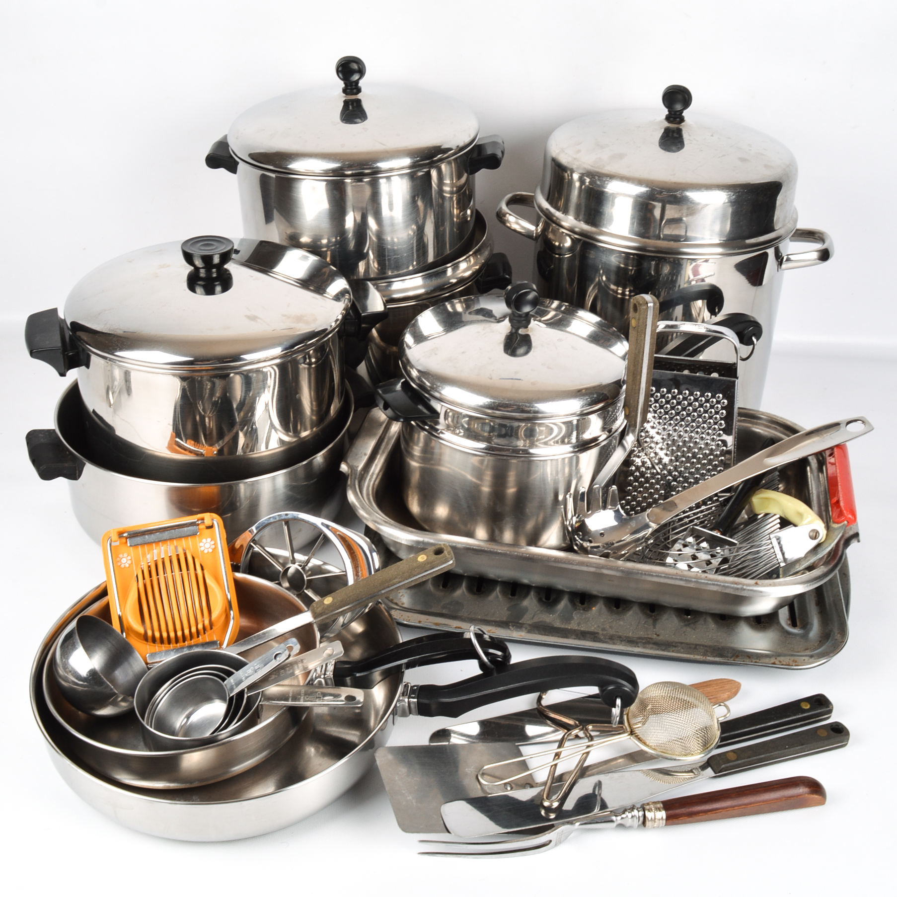 Farberware Cookware and Bakeware Assortment EBTH