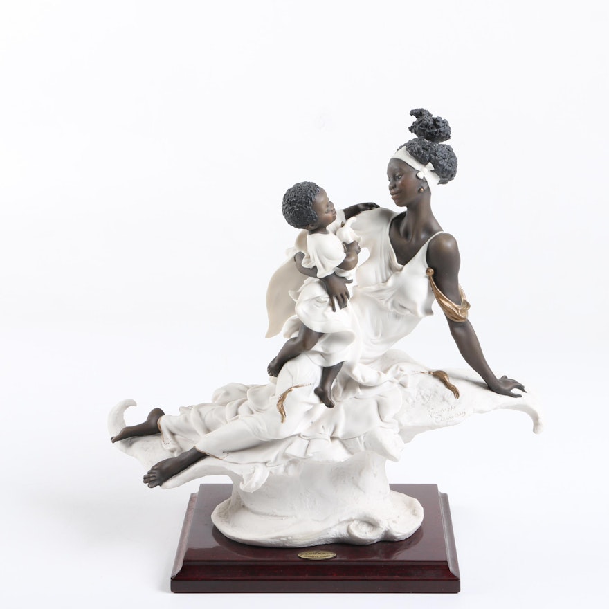 Giuseppe Armani Figurine of Mother and Child | EBTH