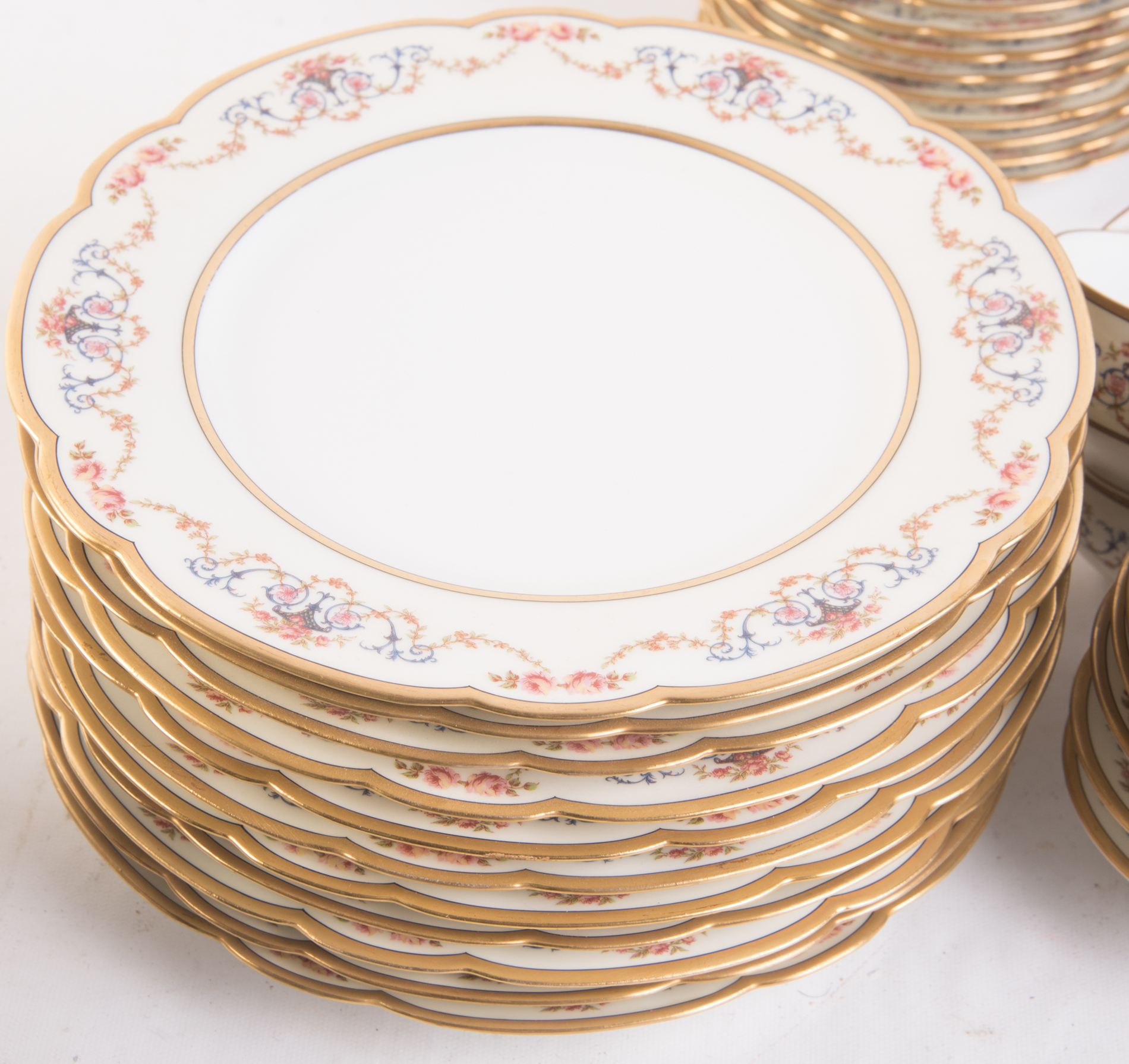 Haviland Limoges Scalloped Gold Tone Rim Floral China EBTH