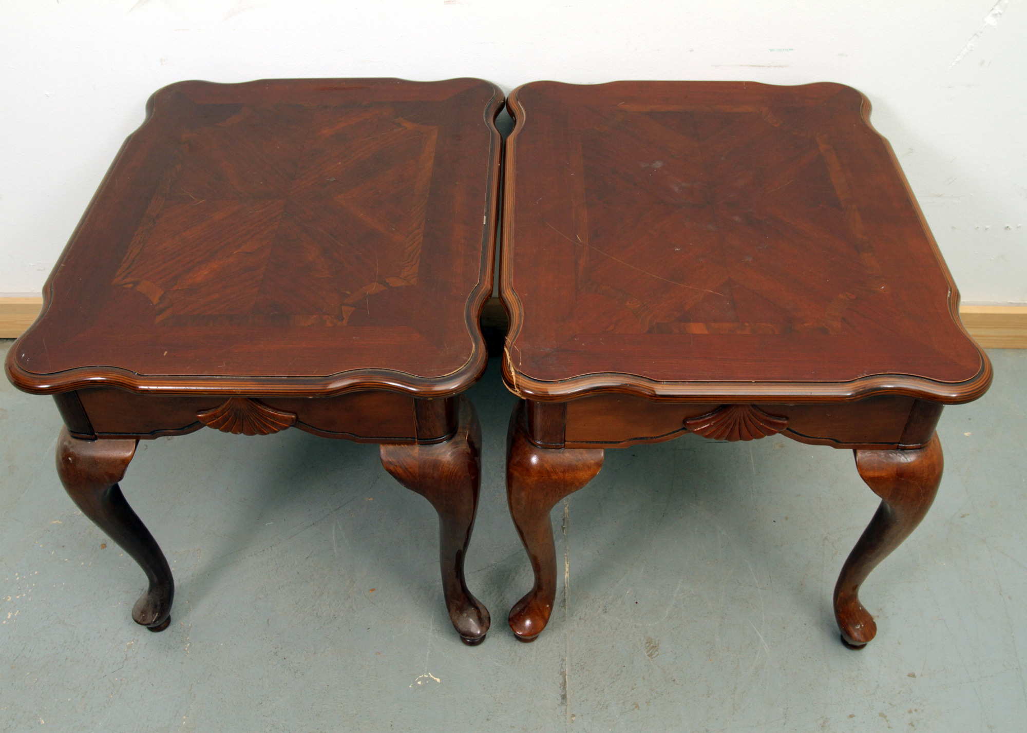 Pair of Queen Anne Style End Tables EBTH