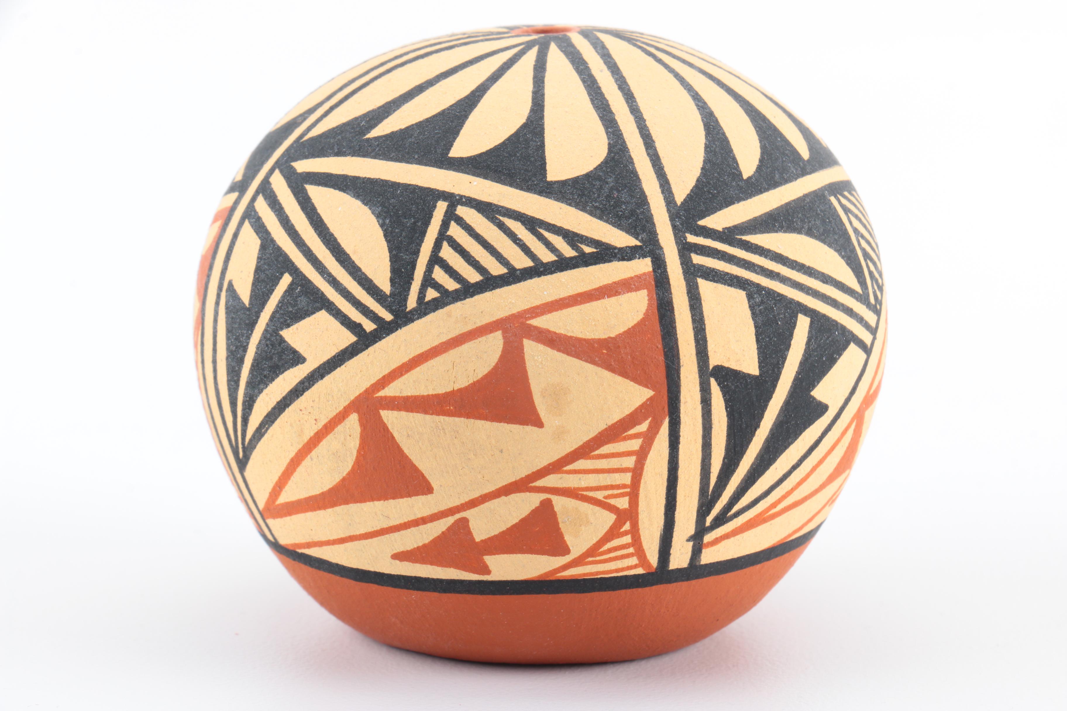 Jemez Pueblo Pottery Collection EBTH