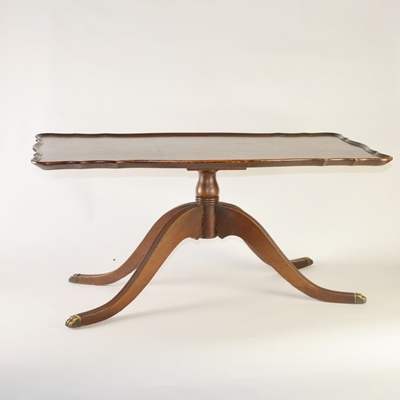 Vintage Duncan Phyfe Style Coffee Table EBTH