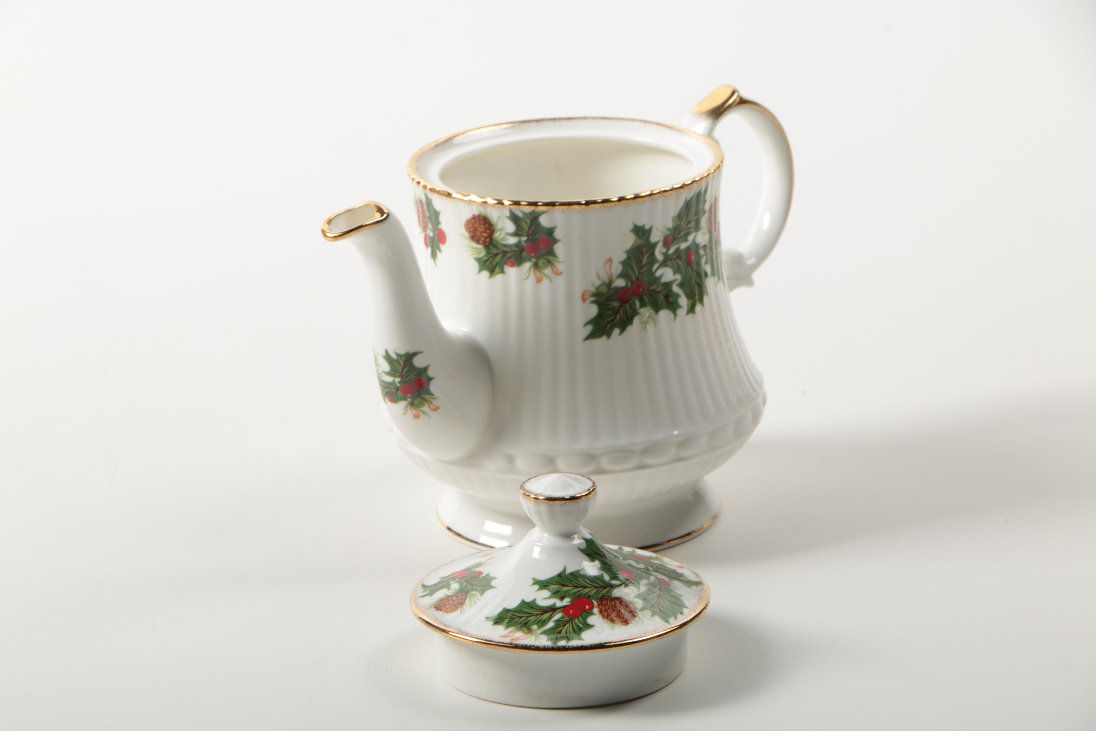 Rosina Queen's Fine Bone China "Yuletide" Tableware EBTH