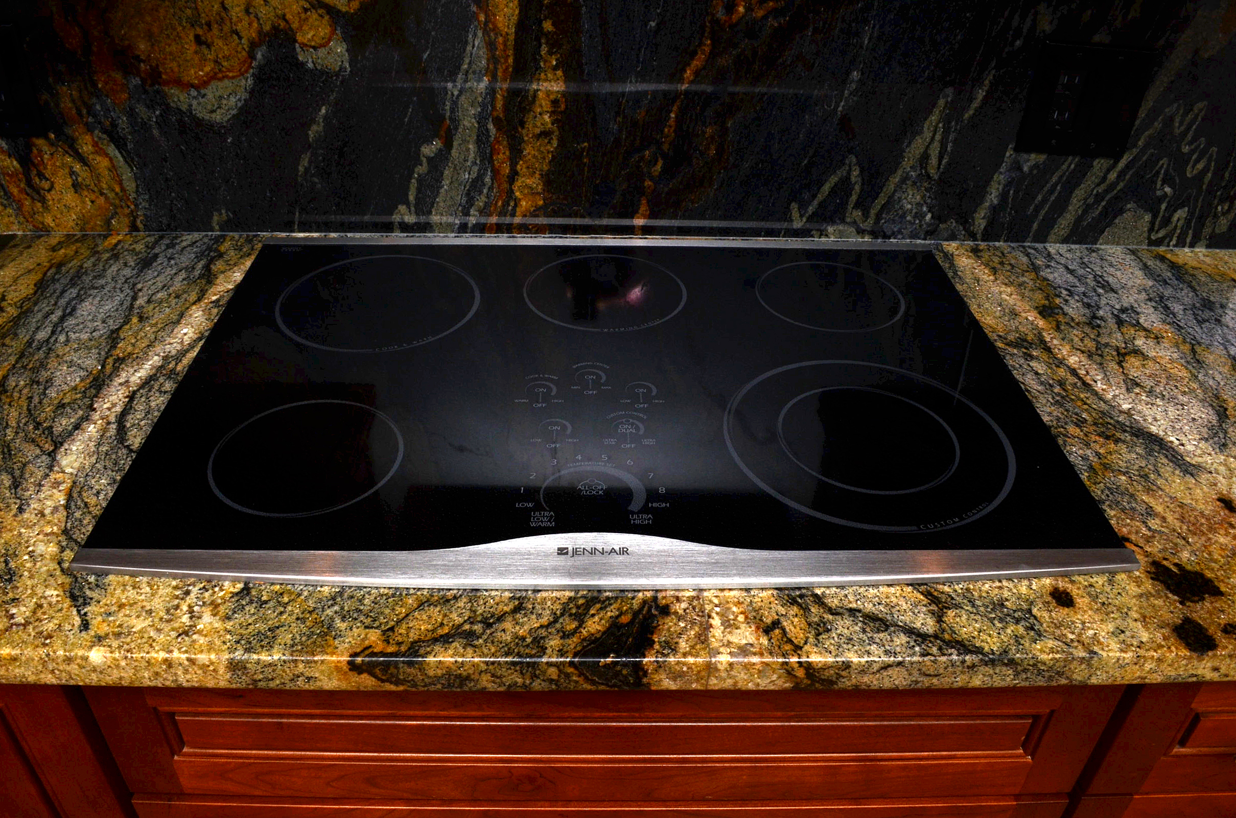 JennAir "Schott Ceran" Electric Cooktop EBTH